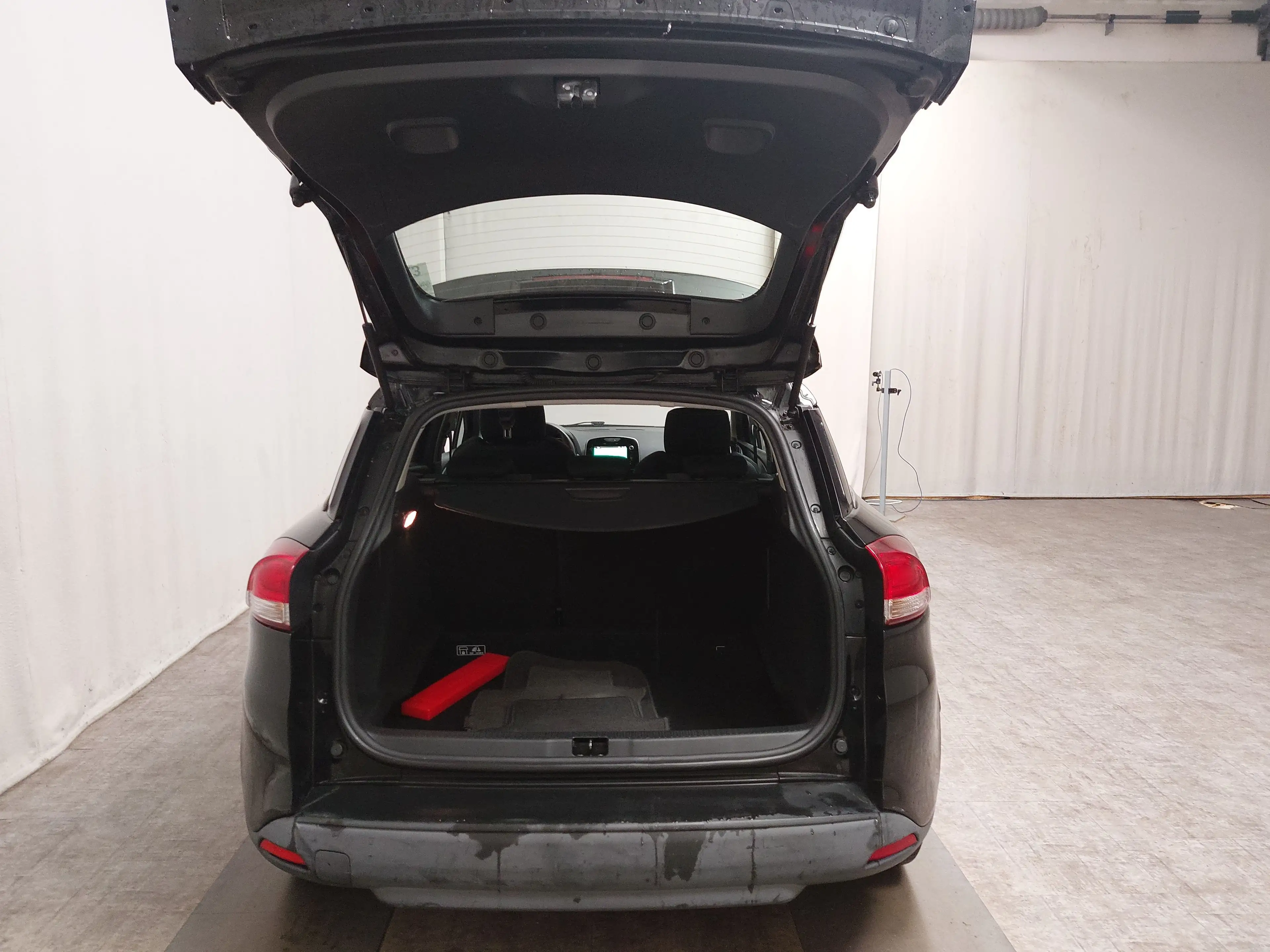 Renault Clio Grandtour 0.9 TCe Navi Shz — photo 15