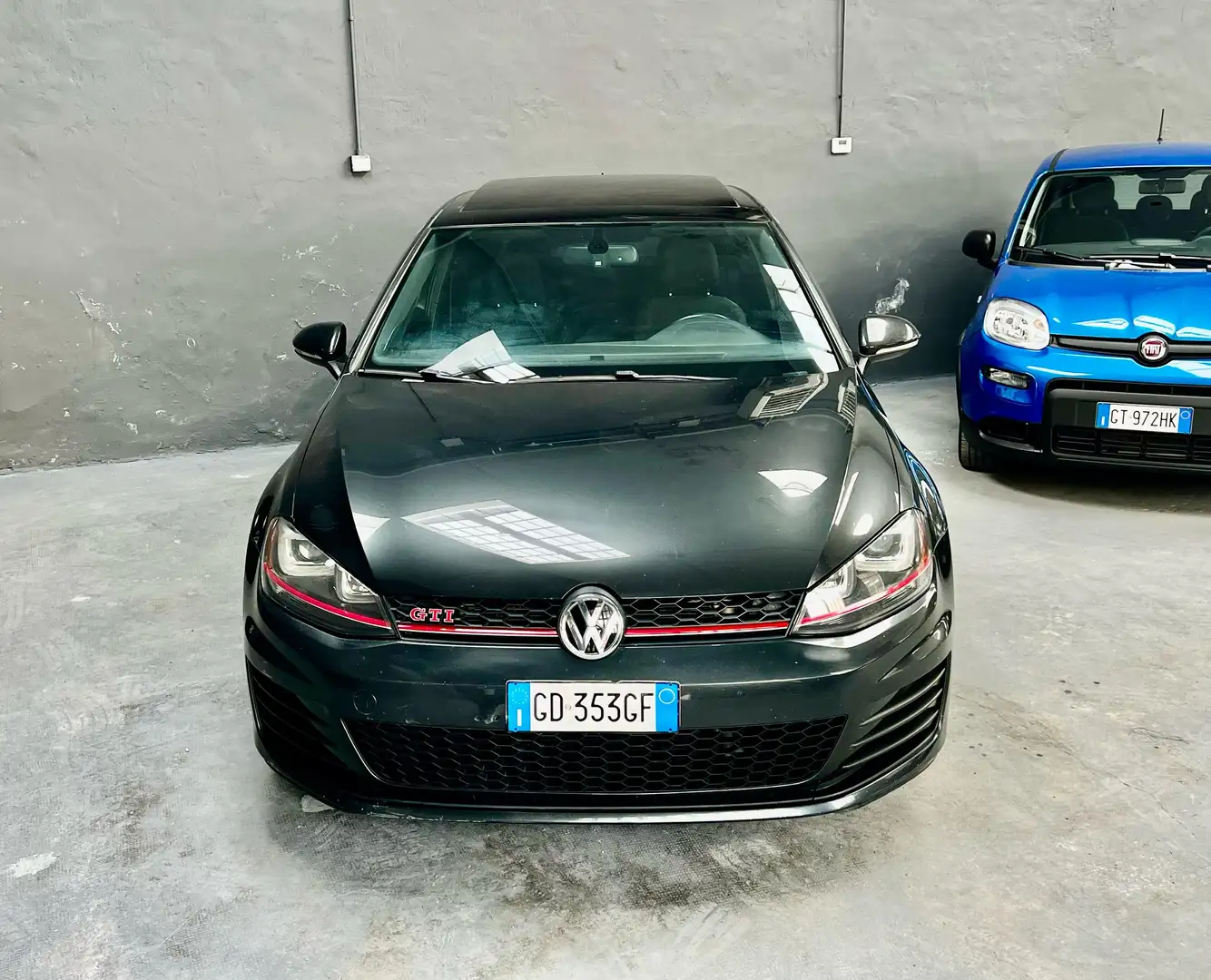 Volkswagen Golf GTI 3p 2.0 tsi dsg FENDER EDITION Šedá - 2