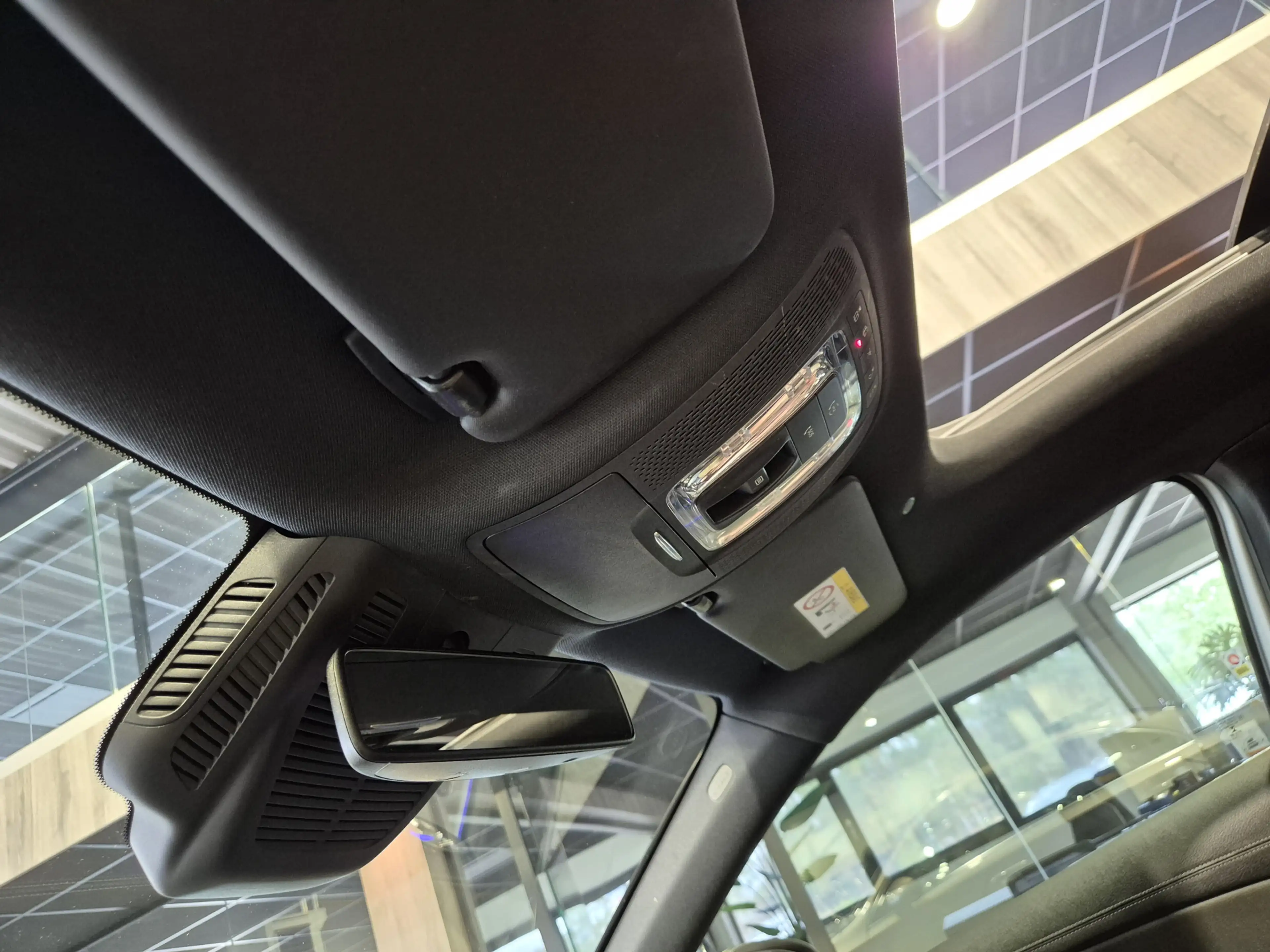 Mercedes-Benz A 200 Premium Plus AMG Panorama | Camera | LED | Vollede — photo 41