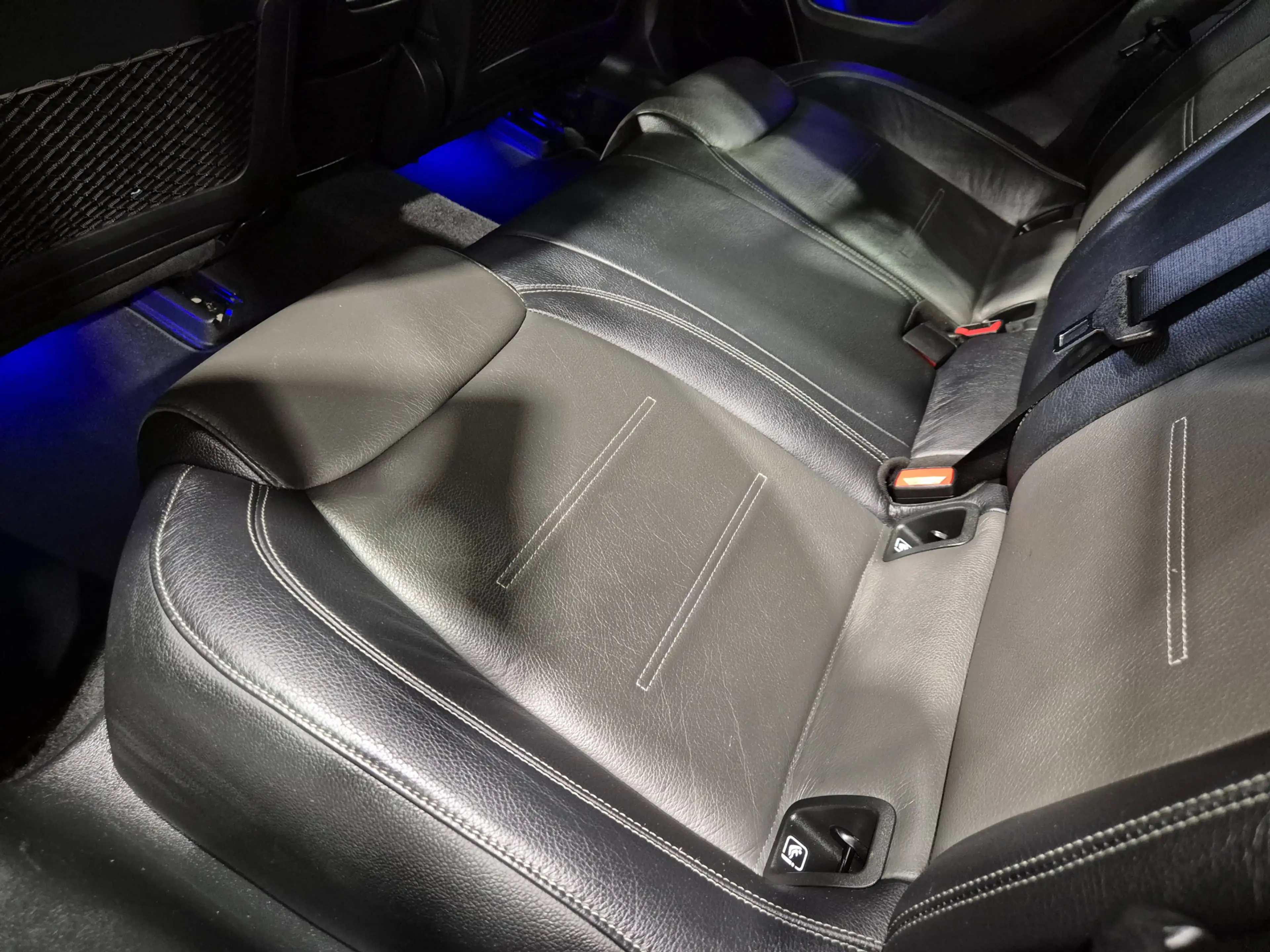 Mercedes-Benz A 200 Premium Plus AMG Panorama | Camera | LED | Vollede — photo 29