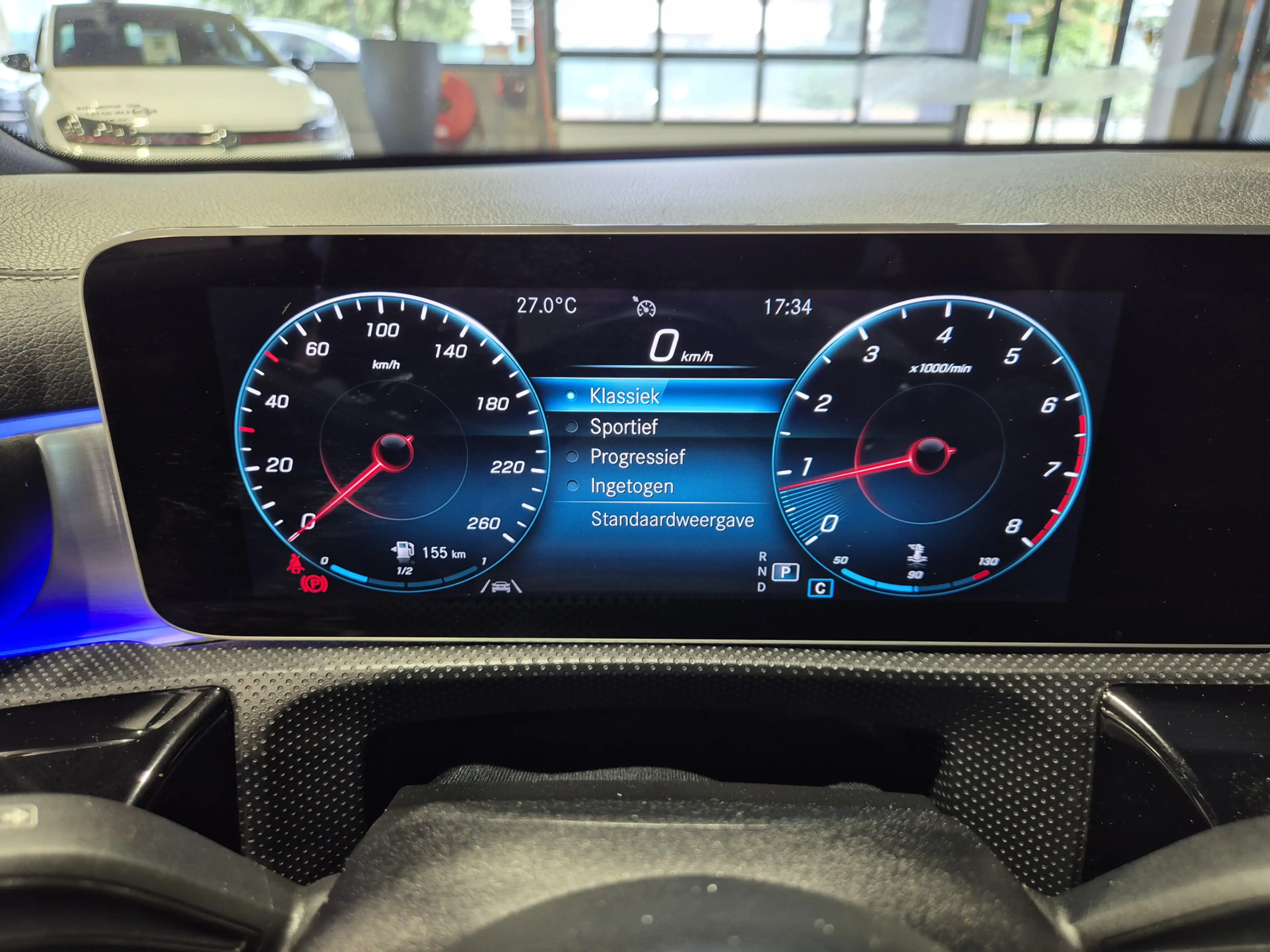 Mercedes-Benz A 200 Premium Plus AMG Panorama | Camera | LED | Vollede — photo 24