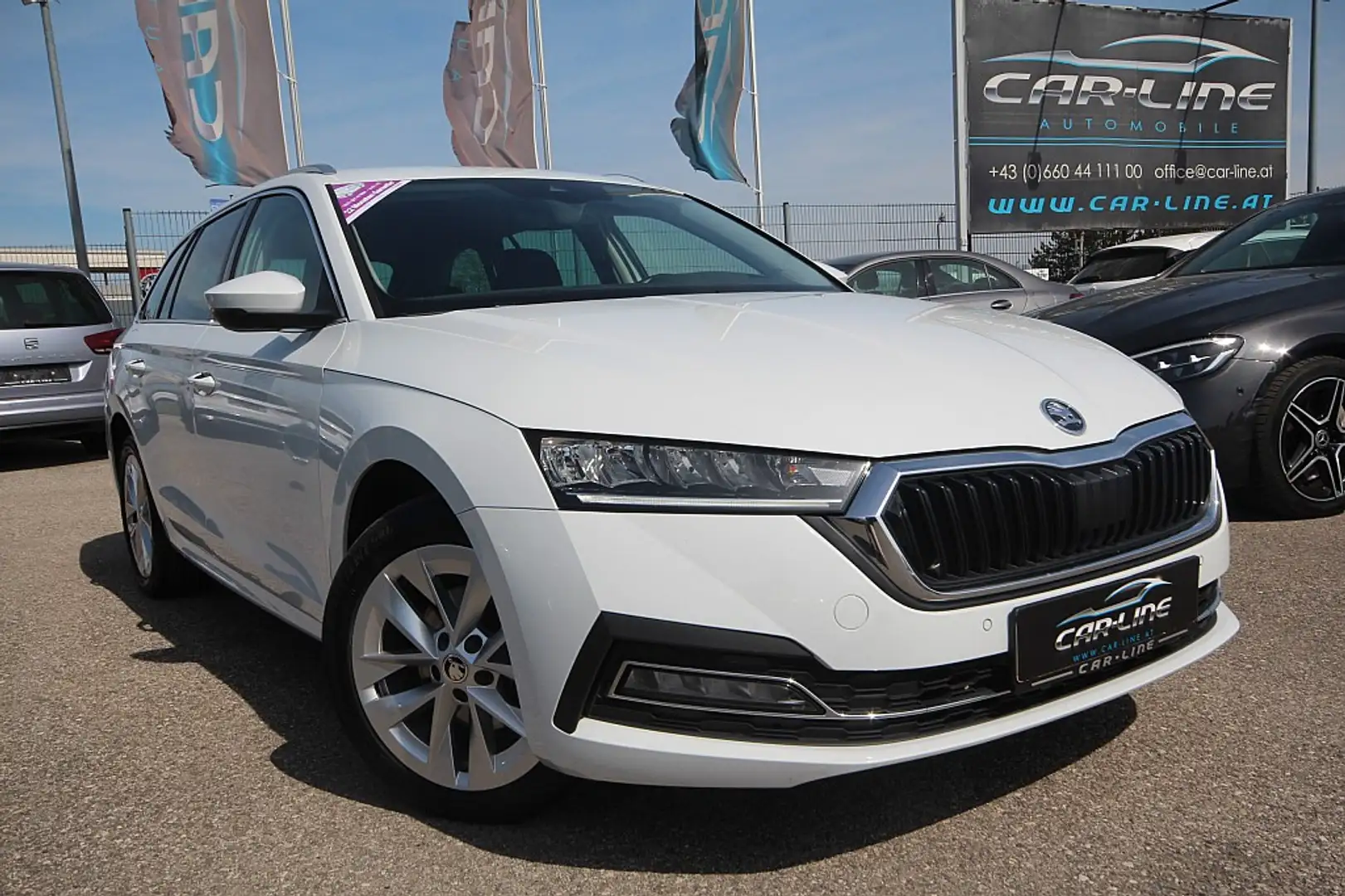 Skoda Octavia Combi 2,0 TDI Style DSG |LED |Navi |ACC |Rückfa... Blanc - 1