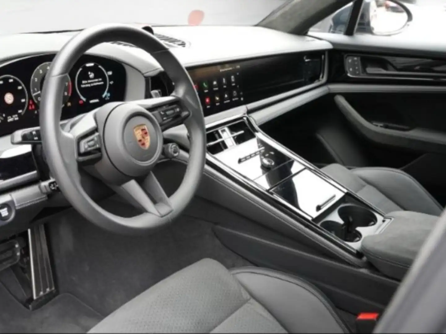 Porsche Panamera GTS Aut. Gris - 2