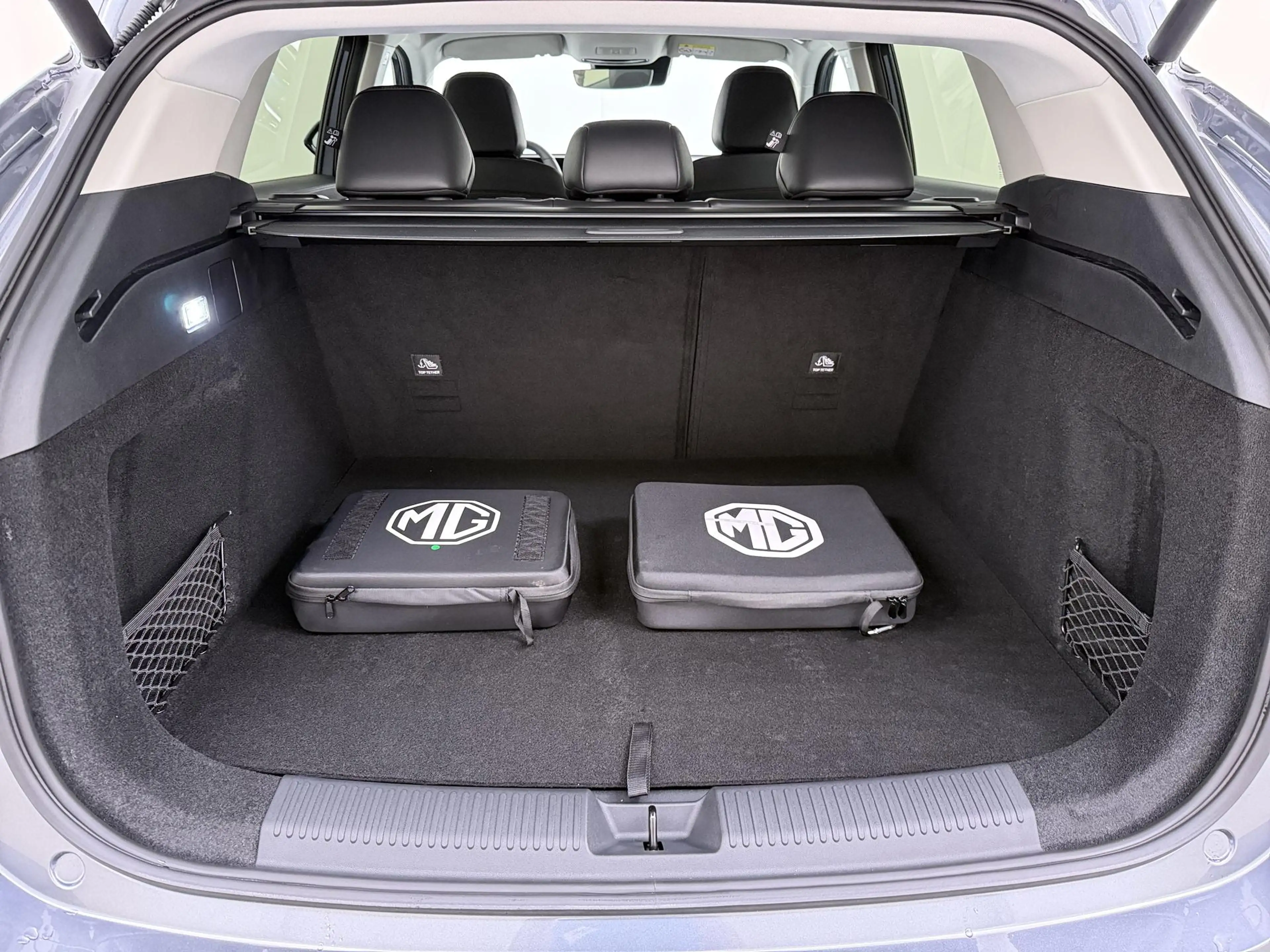 MG HS MG PHEV 1.5 Luxury VAN: € 39.900- VOOR: € 33.330,- — photo 11