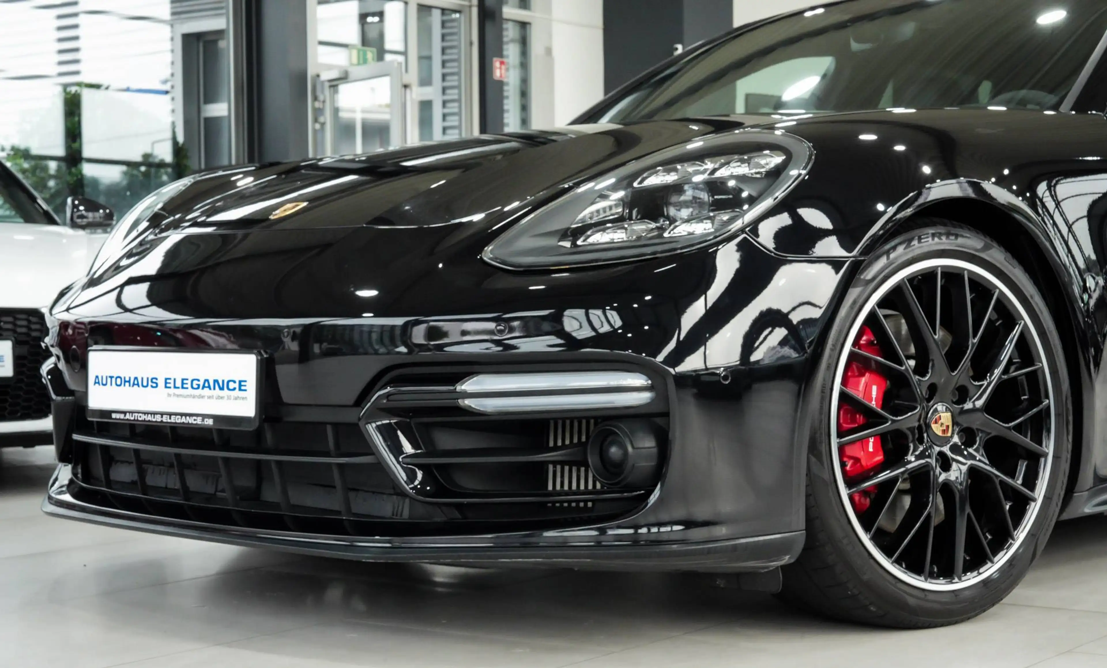 Porsche Panamera Sport Turismo GTS*SPORT-CHRONO*MATRIX* — photo 9