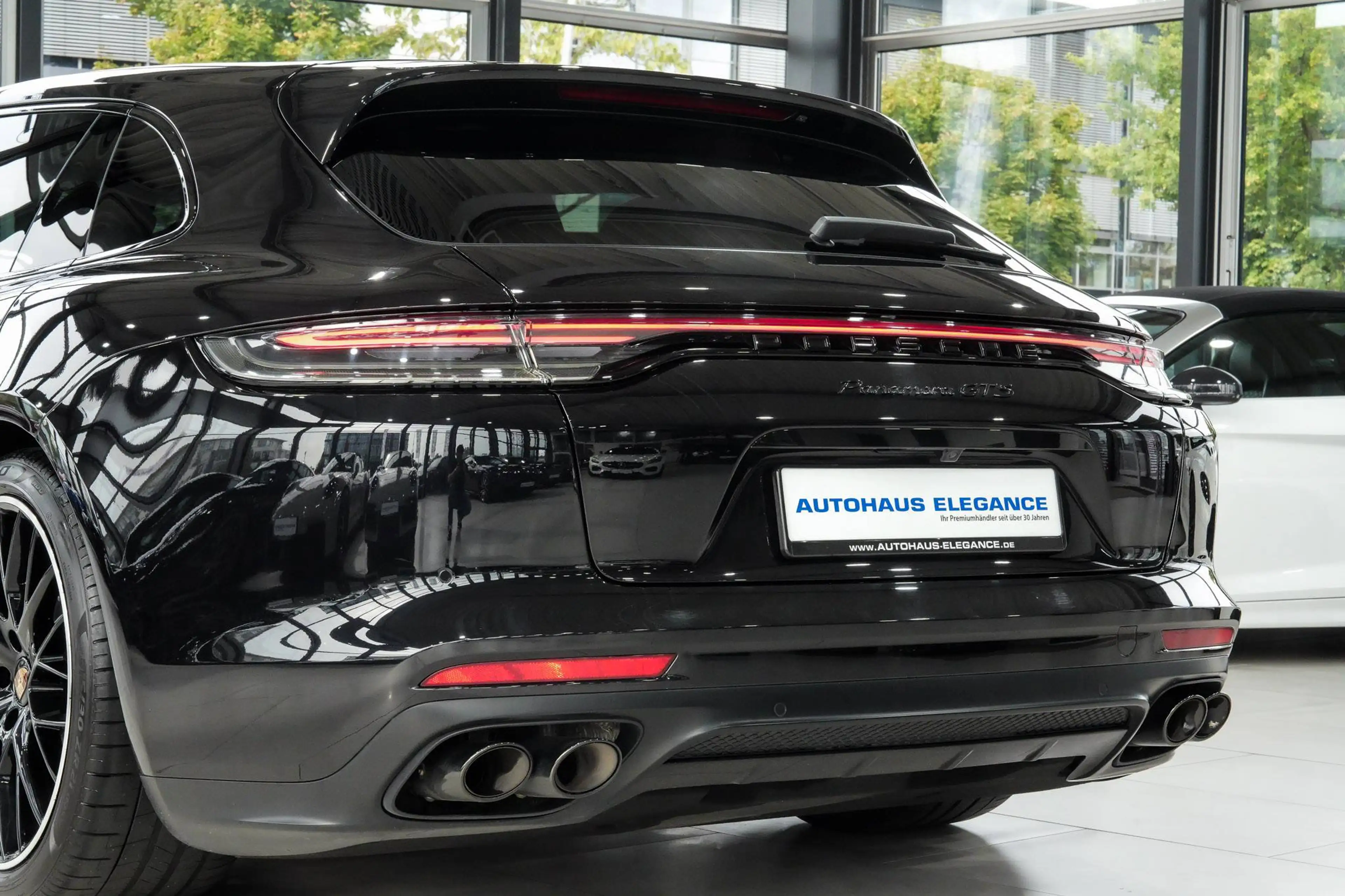 Porsche Panamera Sport Turismo GTS*SPORT-CHRONO*MATRIX* — photo 10