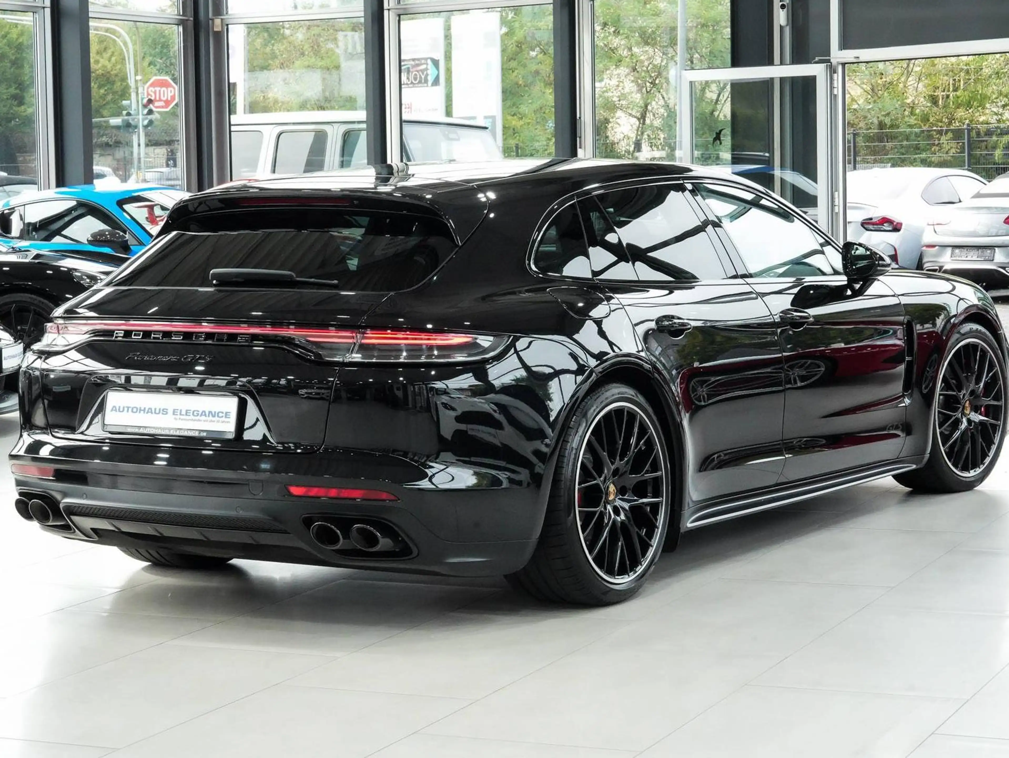Porsche Panamera Sport Turismo GTS*SPORT-CHRONO*MATRIX* — photo 2