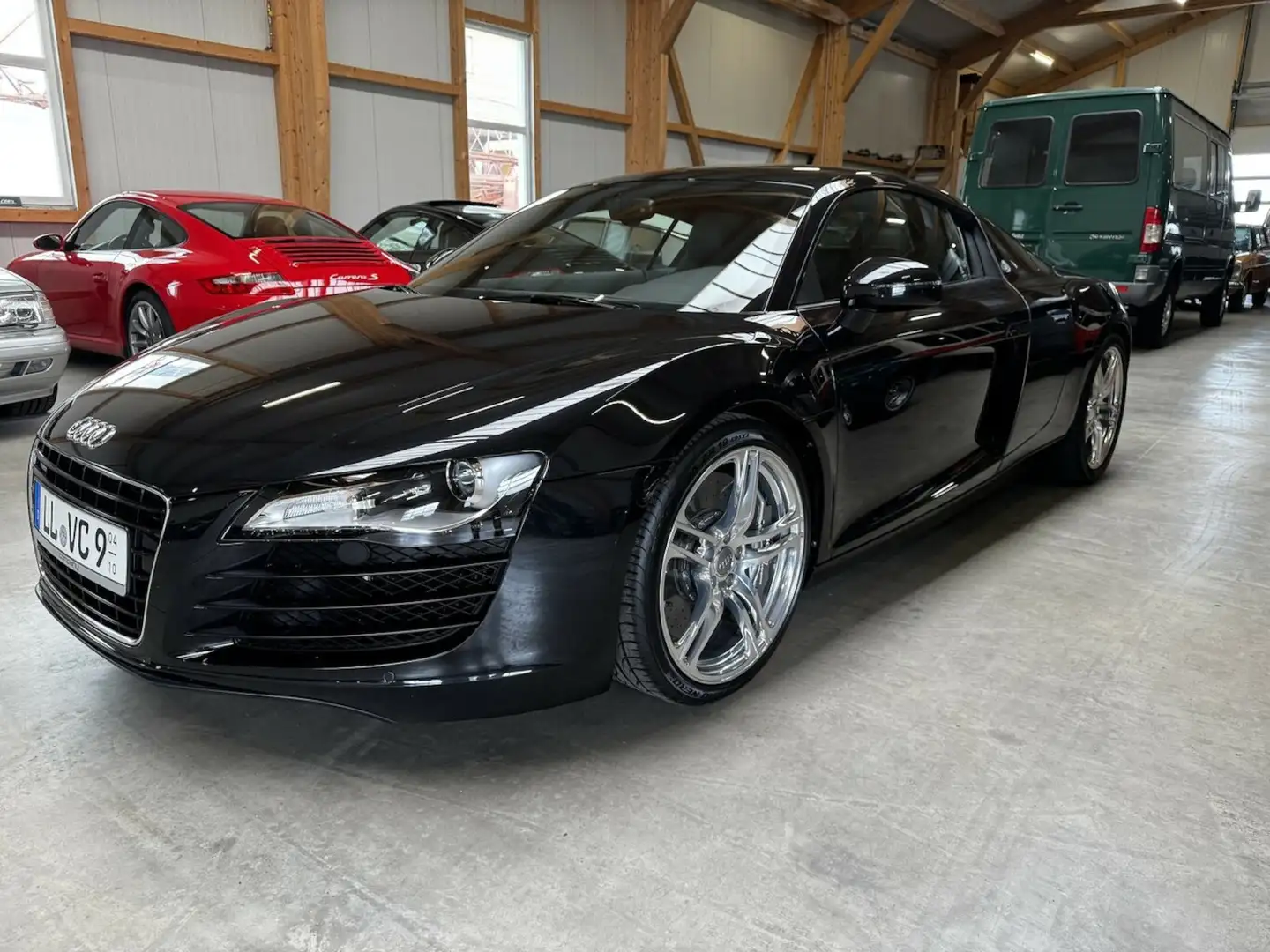 Audi R8 4.2 FSI V8 quattro Coupé Czarny - 1