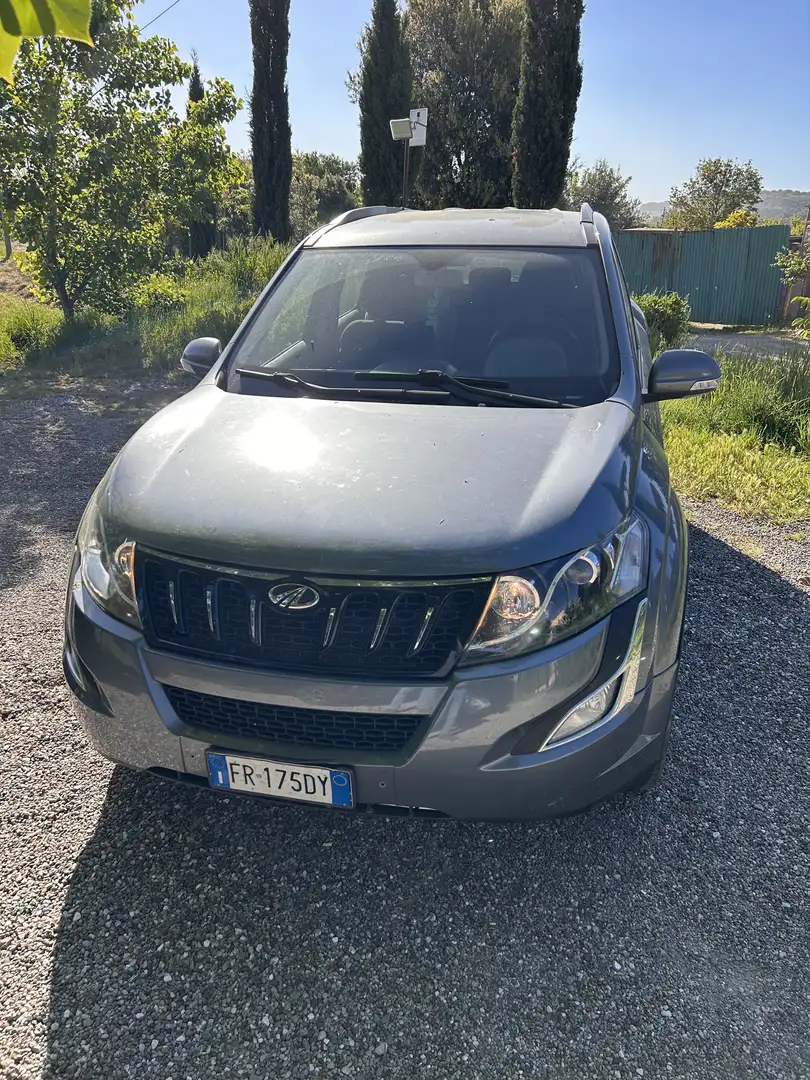Mahindra XUV500 2.2 16v W6 fwd 7p.ti M1 E6 - 2