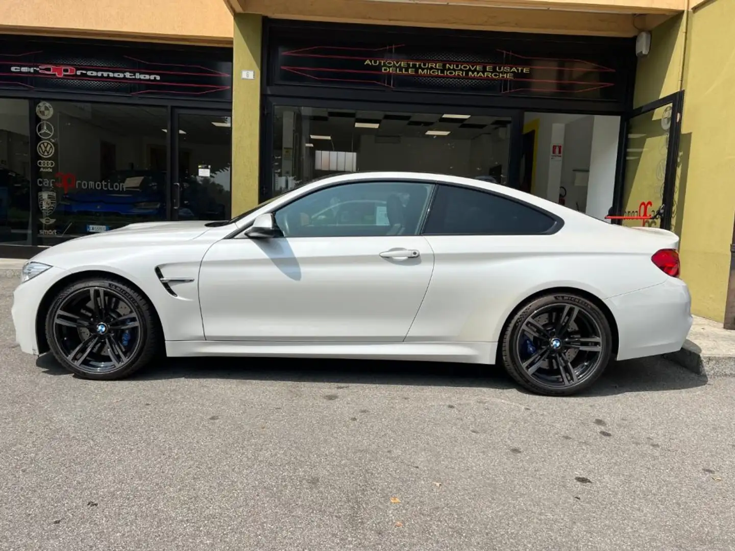 BMW M4 Coupé Білий - 2