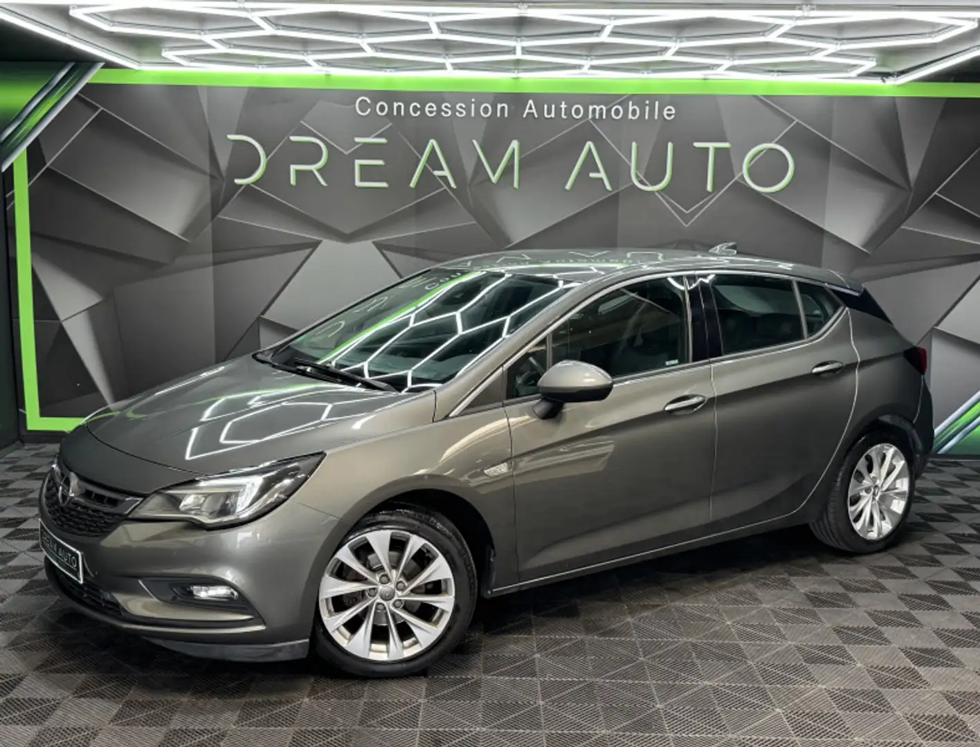 Opel Astra 1.6 D 110CH INNOVATION Gris - 1