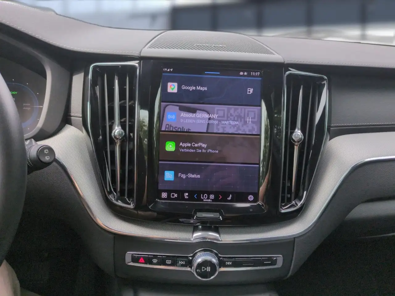 Volvo XC60 2025 — фото 12