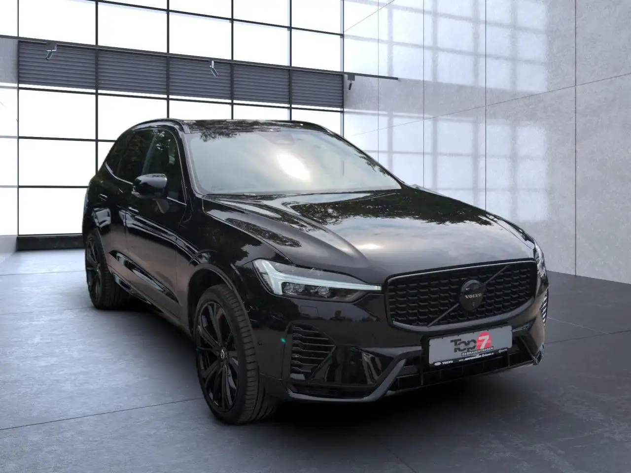 Volvo XC60 2025
