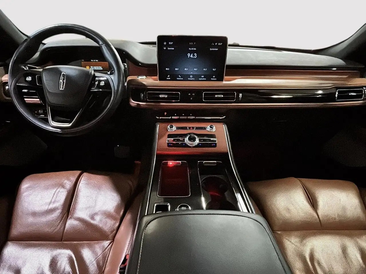 Lincoln Aviator снимка Lincoln Aviator