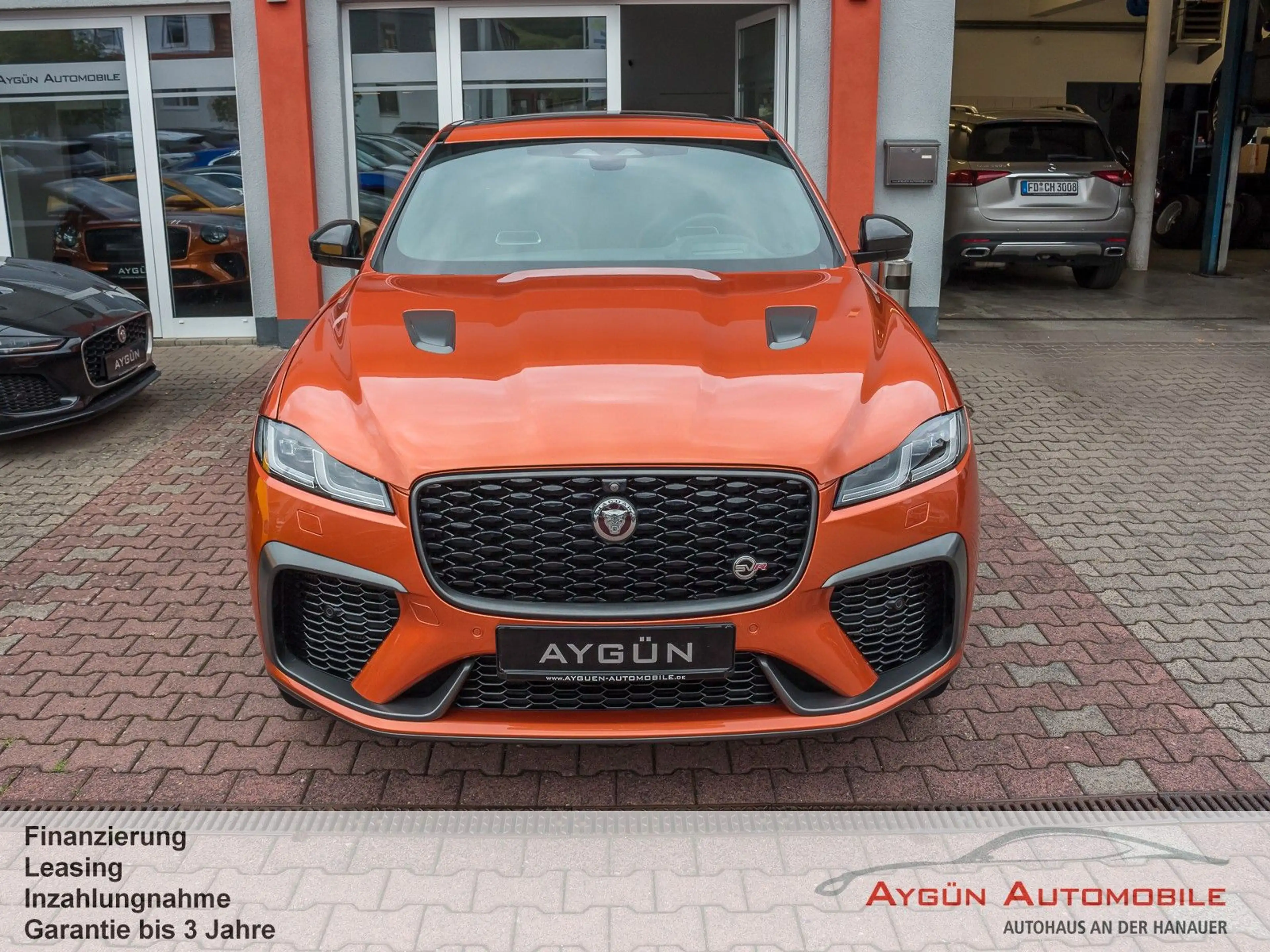 Jaguar F-Pace P550 SVR AWD*Pano*Klima-Paket*Tech-Paket* — photo 2