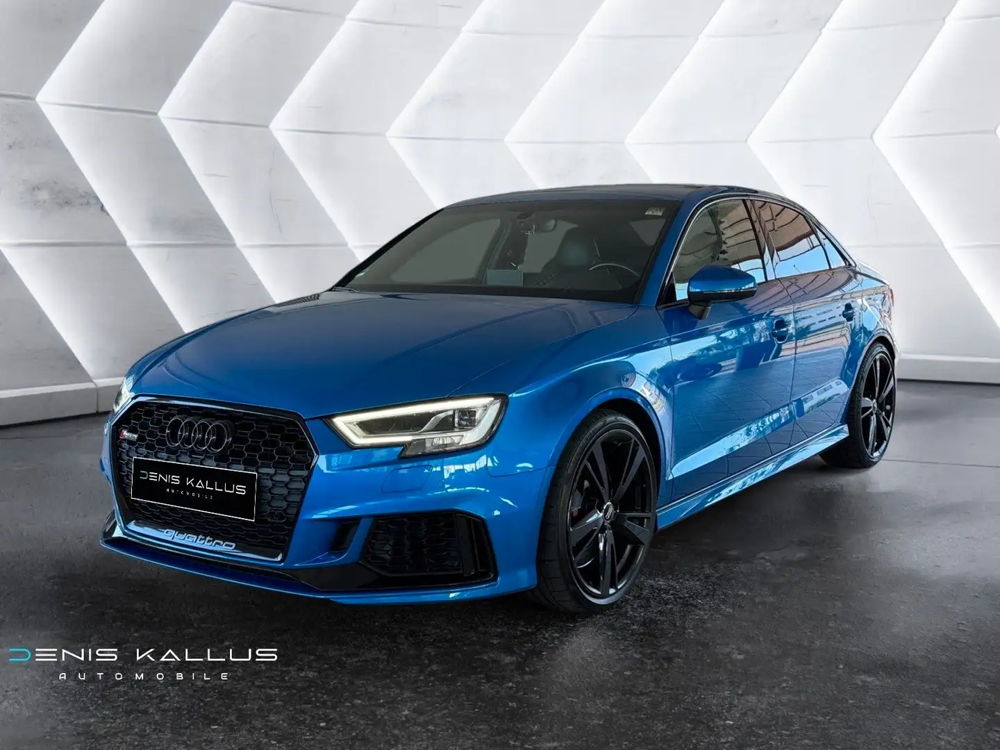 Audi RS3 RS 3 Lim. 2.5 TFSIquattro  NoOPF!/RSAbgasan/Perf Blau - 1