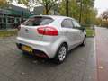 Kia Rio 1.2 CVVT 85pk Eco Dynamics 5Drs Super Pack Gris - thumbnail 4