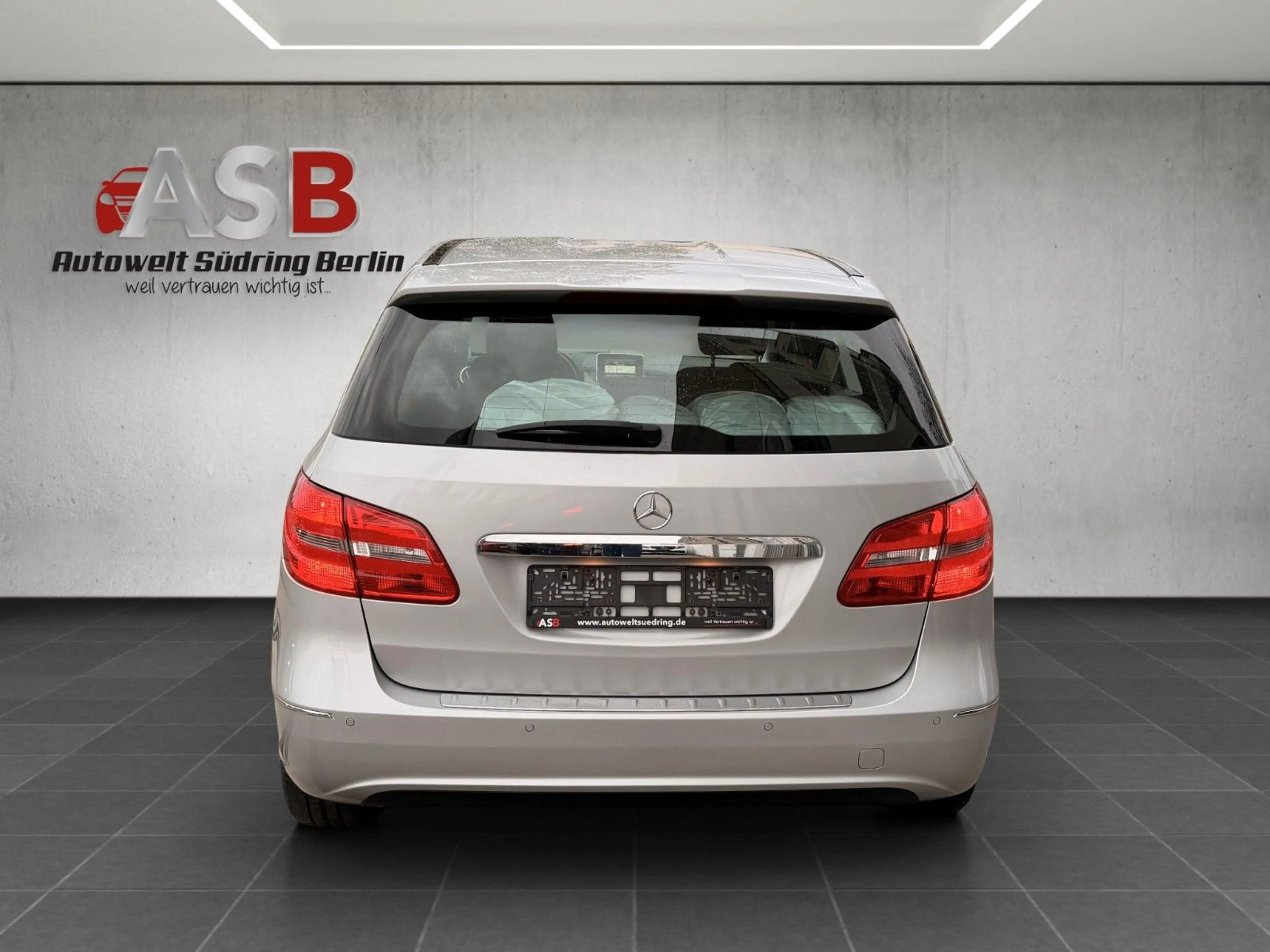 Mercedes-Benz B 180 Automatik*Navi*Klima*2.Hand — photo 14