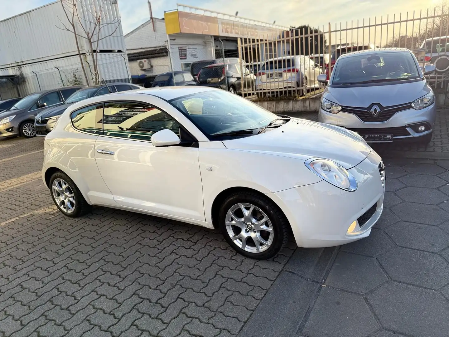 Alfa Romeo MiTo Super*TEMPOMAT*PDC*KLIMA* - 1