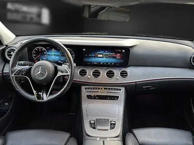 Mercedes-Benz 300 view 12