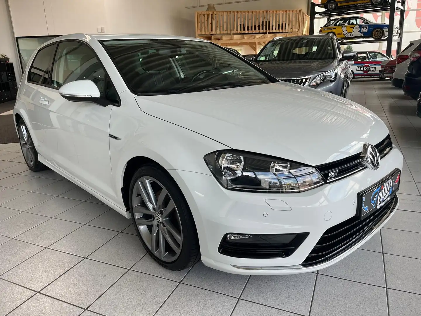 Volkswagen Golf 1.4 TSI LOUNGE R-Line *SHZ*PDC*Klima*Tempo* Weiß - 2