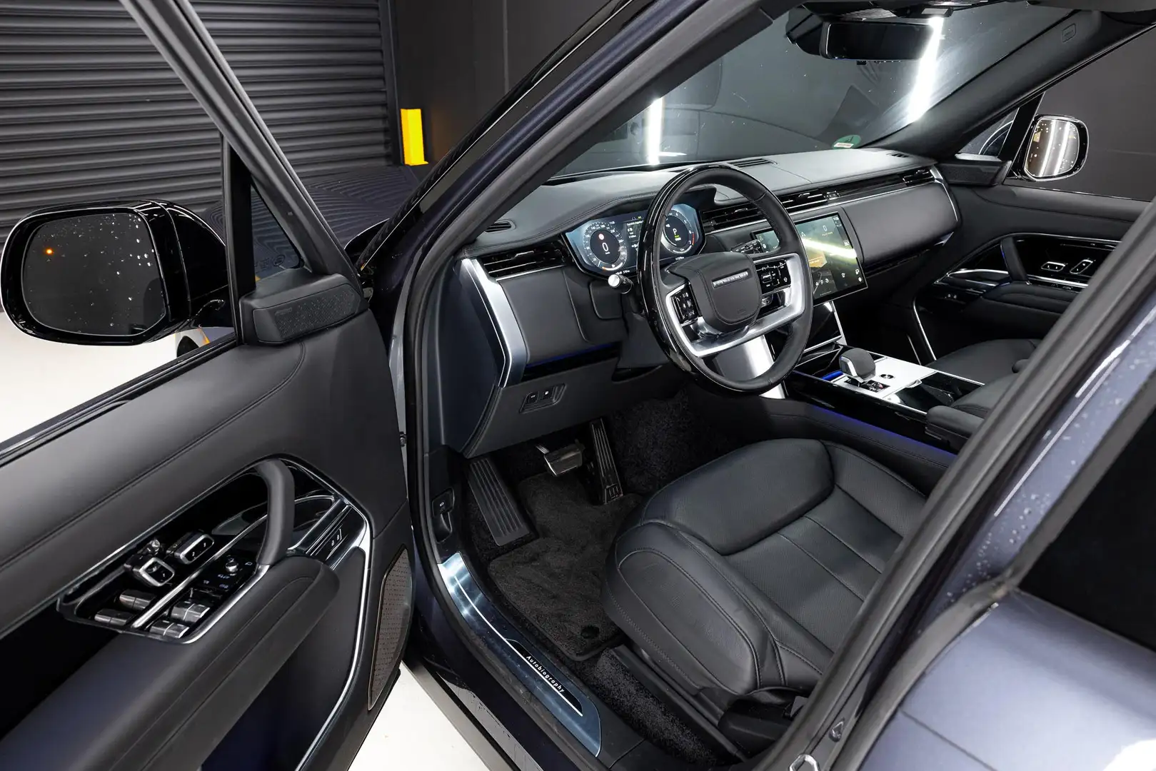 Land Rover Range Rover 3.0 P550e Autobiography PHEV AMETHYST GREY SV | HU Grijs - 2