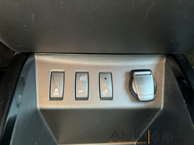 Dacia Spring Electric Comfort Plus CCS — photo 23