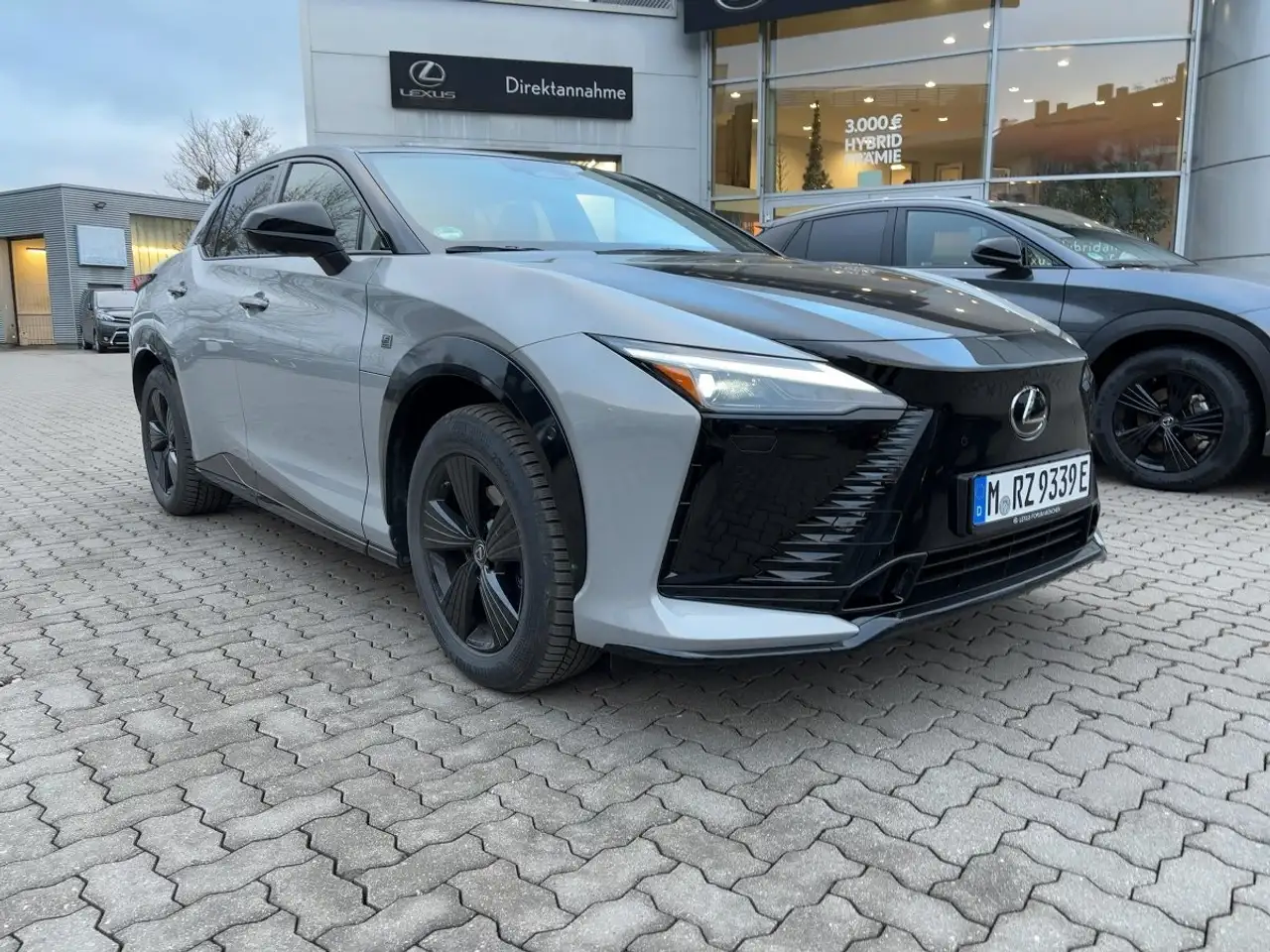 Lexus RZ 550 e DIRECT4 F Sport 2xKlima 360 4xSHZ 5