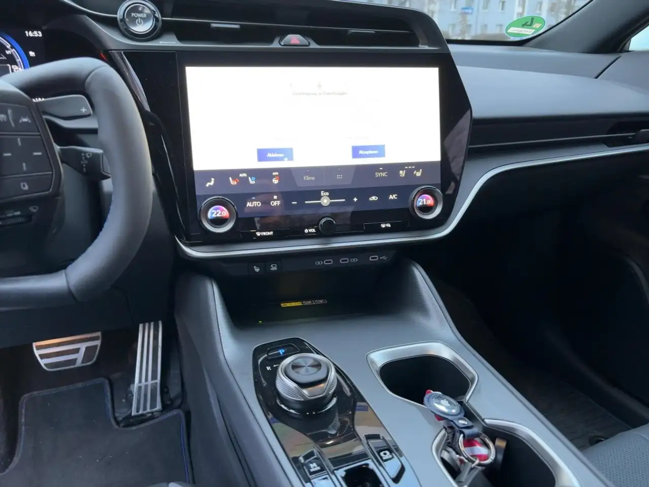 Lexus RZ 550 e DIRECT4 F Sport 2xKlima 360 4xSHZ 12