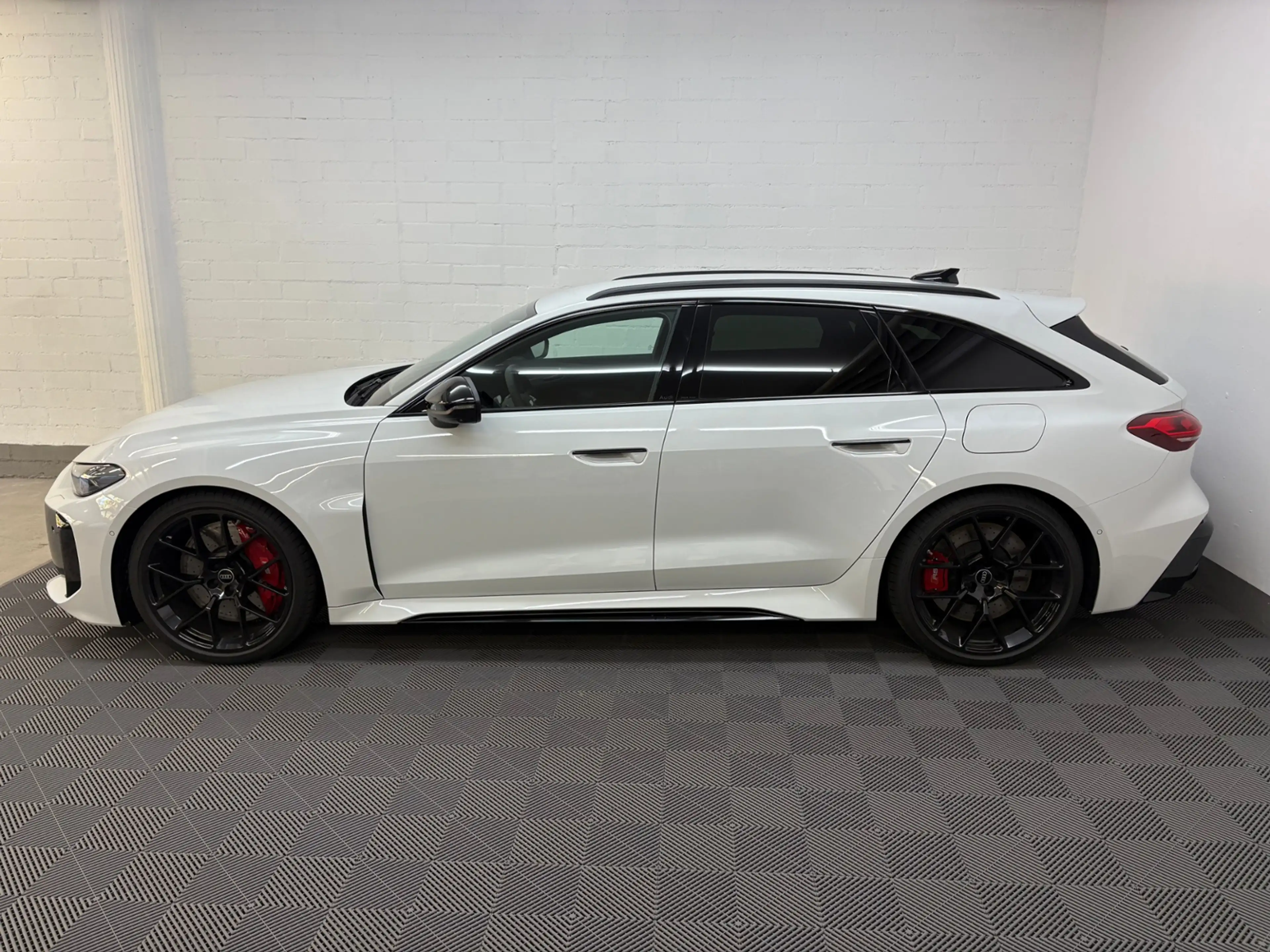 Audi RS5 Avant  Sport Paket Tech pro HUD — photo 4