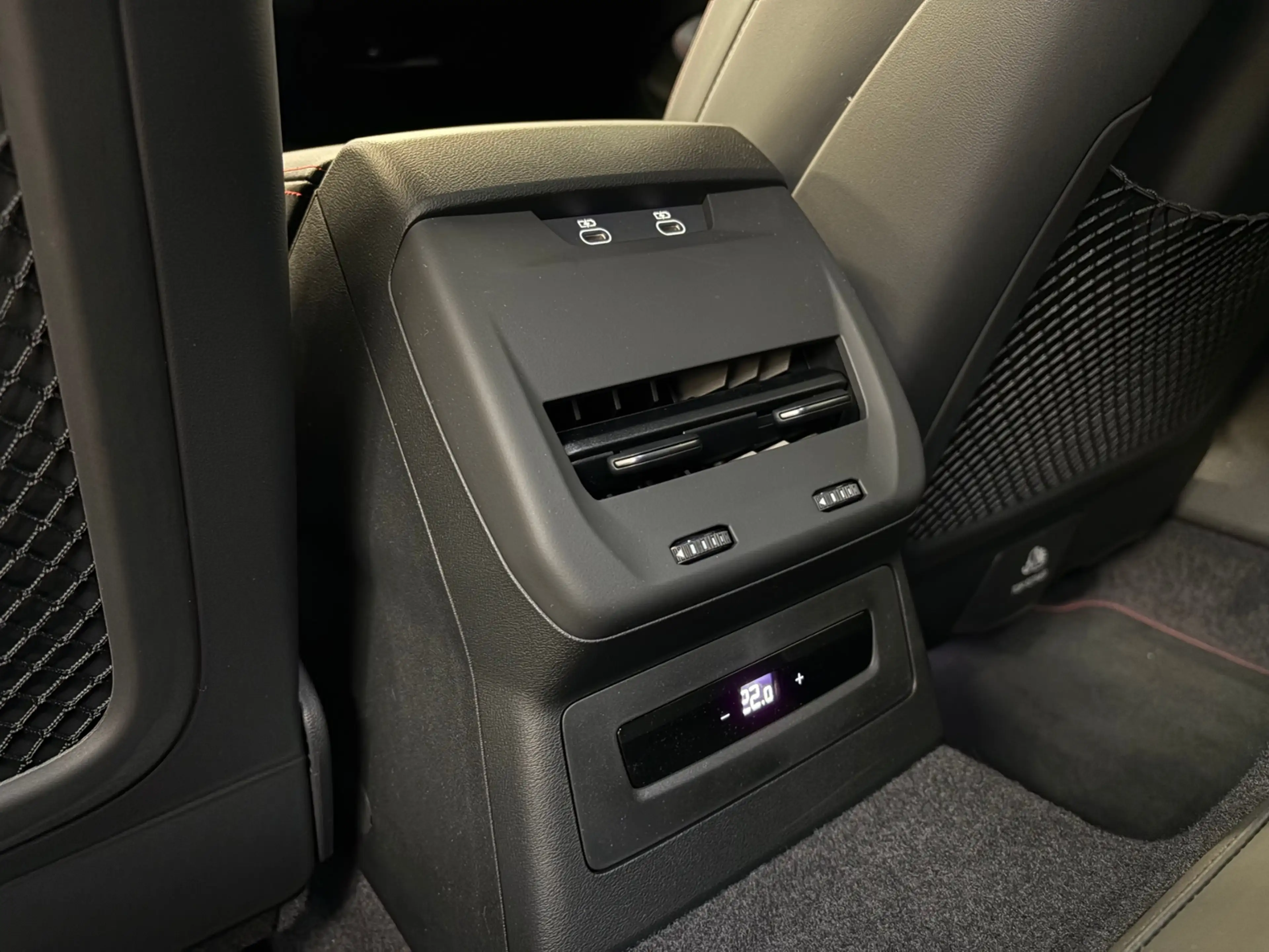 Audi RS5 Avant  Sport Paket Tech pro HUD — photo 11