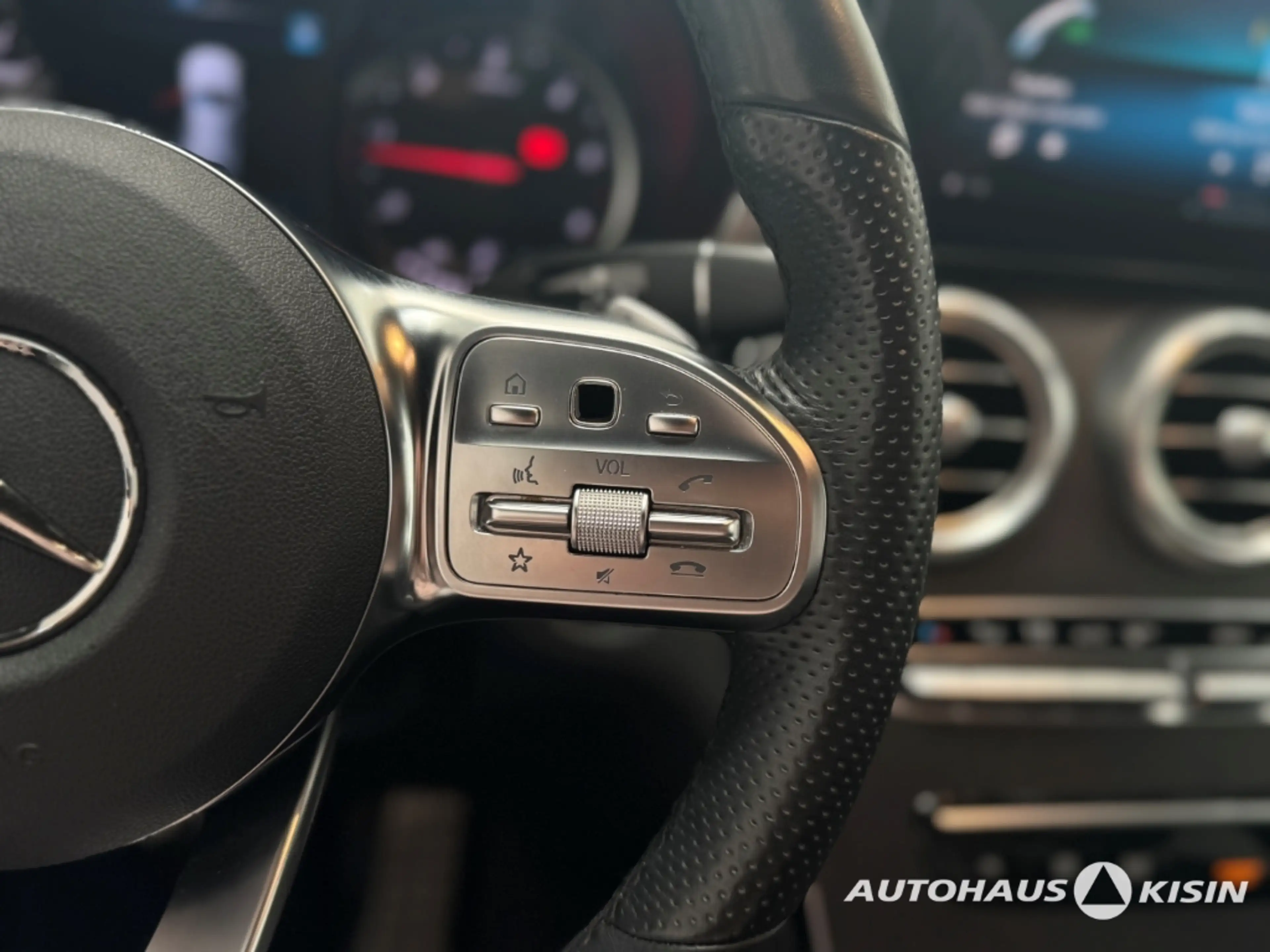 Mercedes-Benz GLC 220 d Coupe 4M /CAM /ACC /LEDER — photo 8