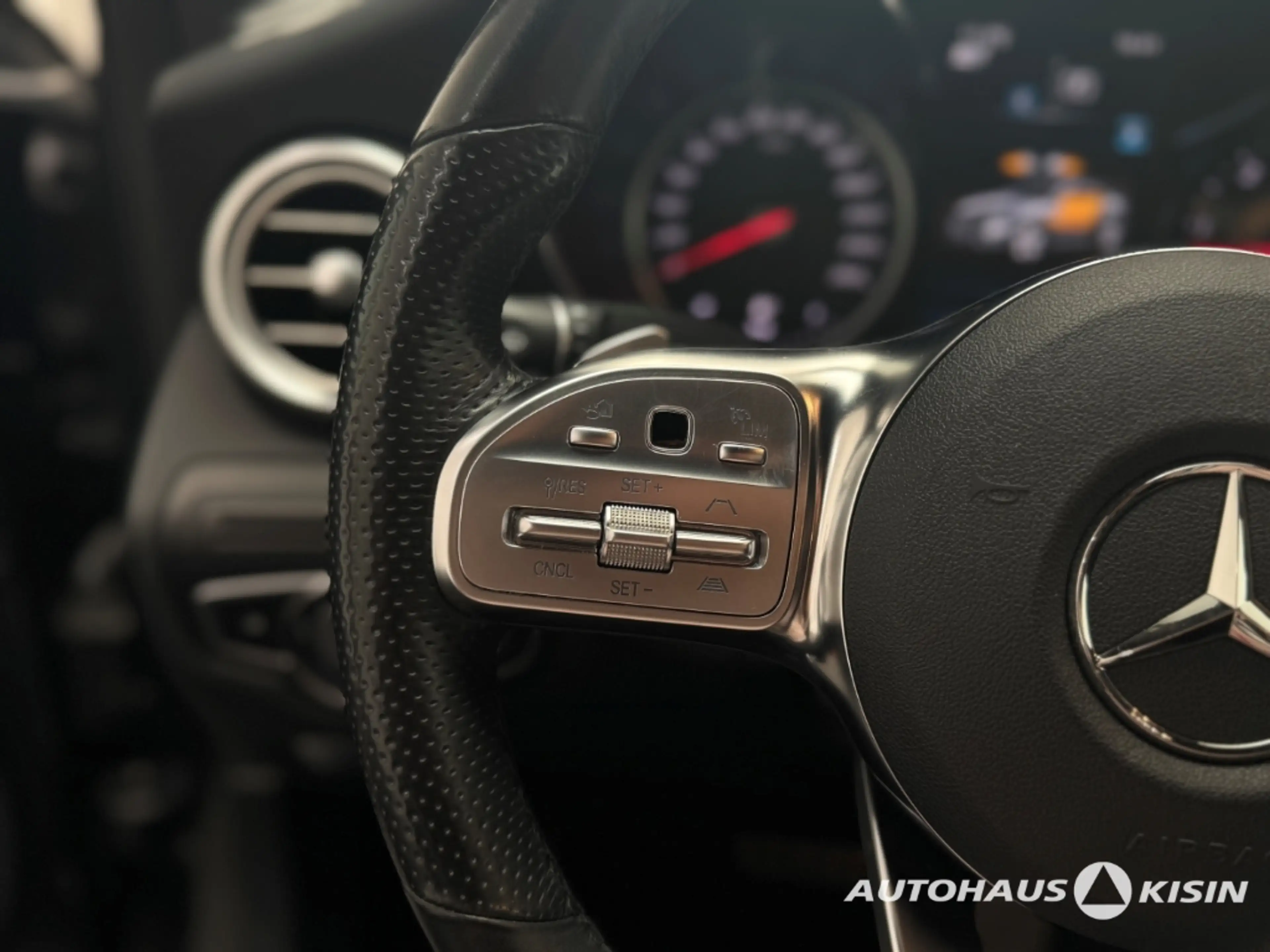 Mercedes-Benz GLC 220 d Coupe 4M /CAM /ACC /LEDER — photo 7