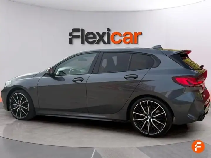 BMW Serie 1 2022, foto 8
