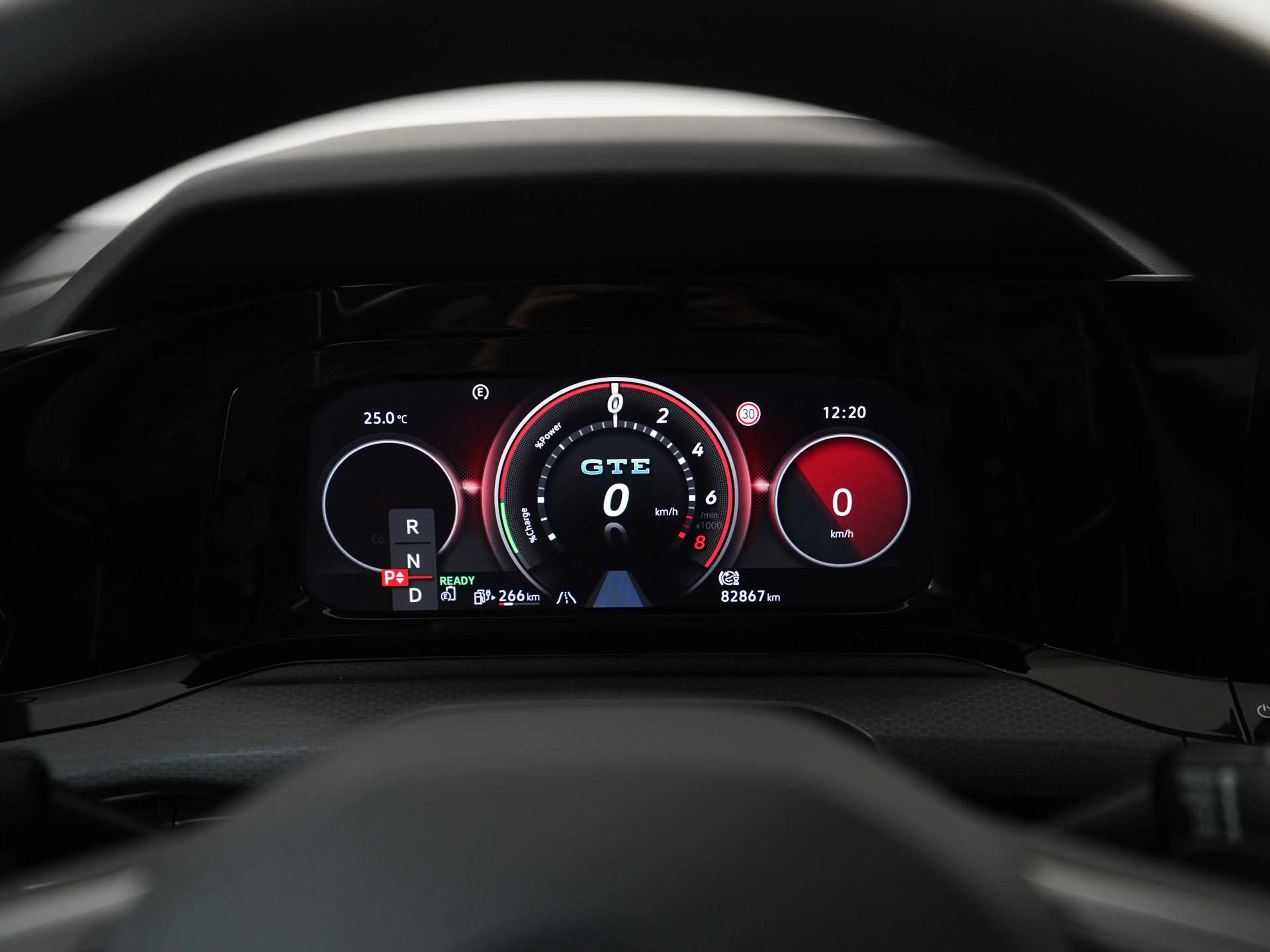 Volkswagen Golf GTE 1.4 eHybrid | Schuifdak | Stuur & Stoel Verwarming — photo 9