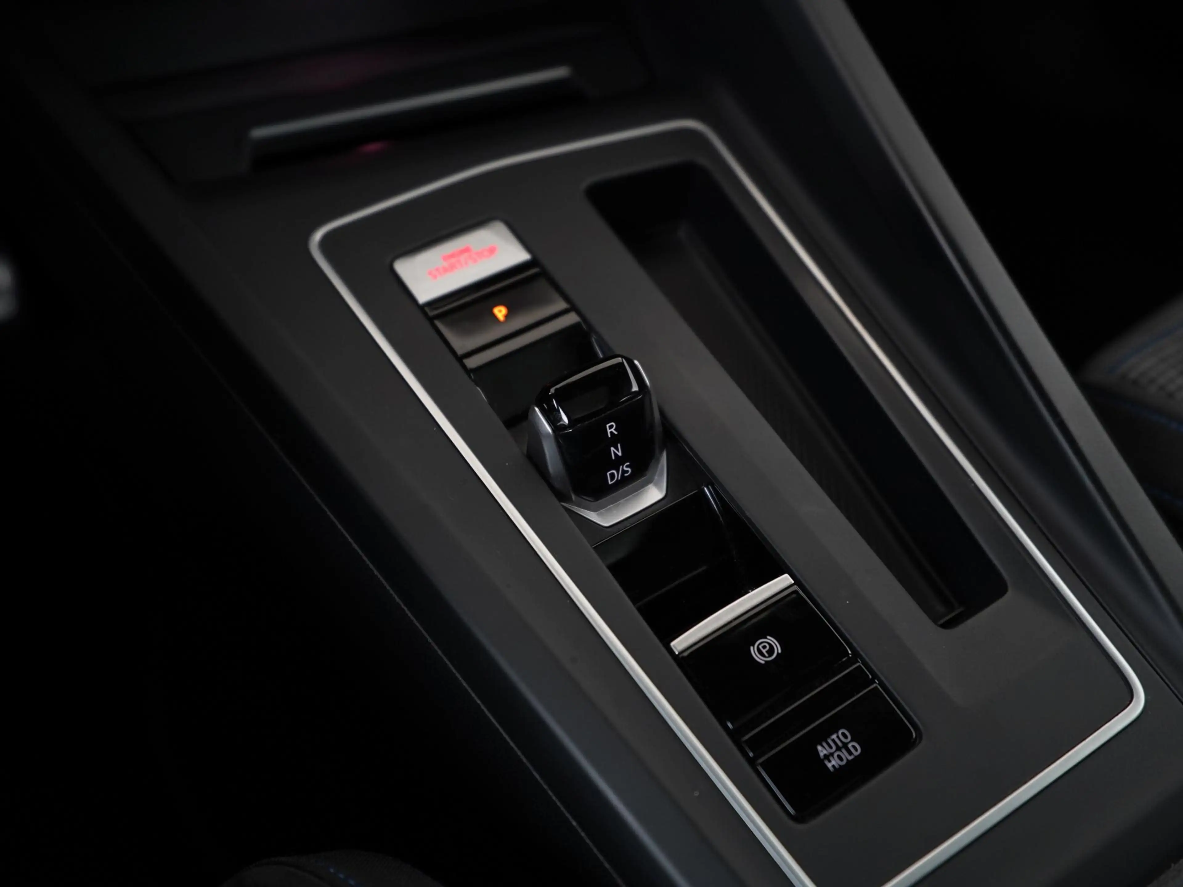 Volkswagen Golf GTE 1.4 eHybrid | Schuifdak | Stuur & Stoel Verwarming — photo 11