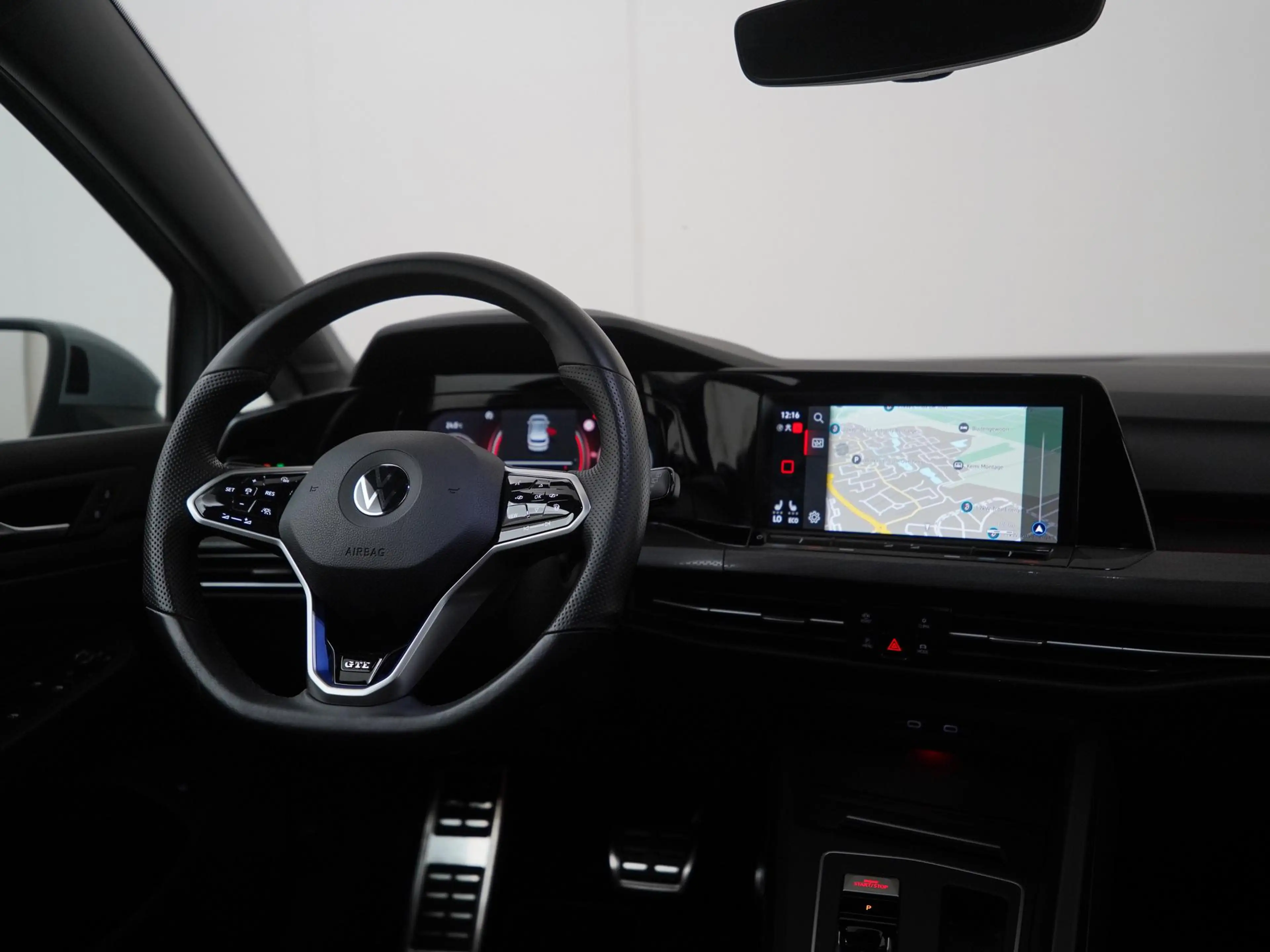Volkswagen Golf GTE 1.4 eHybrid | Schuifdak | Stuur & Stoel Verwarming — photo 6