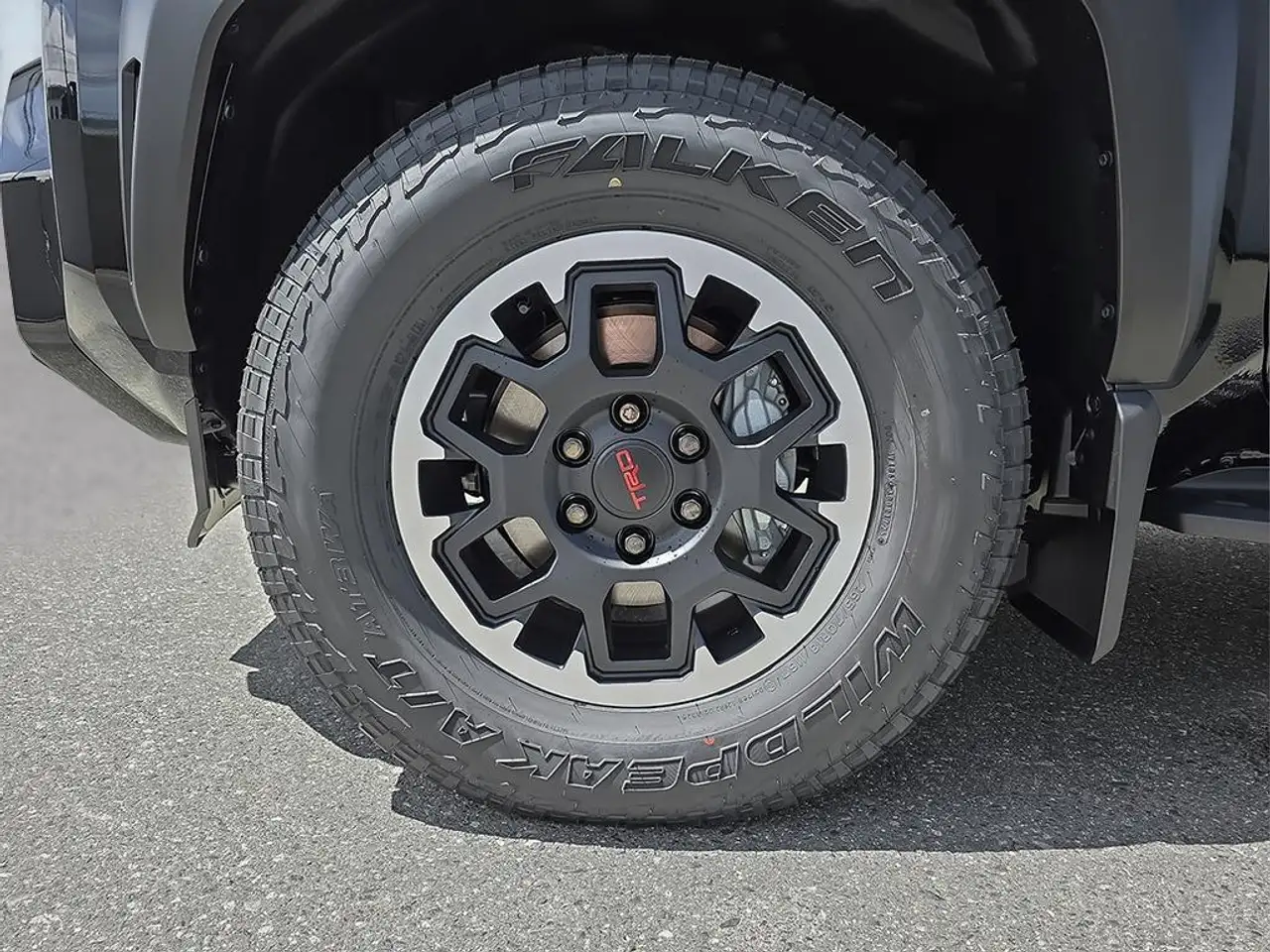 Toyota 4-Runner снимка Toyota 4-Runner