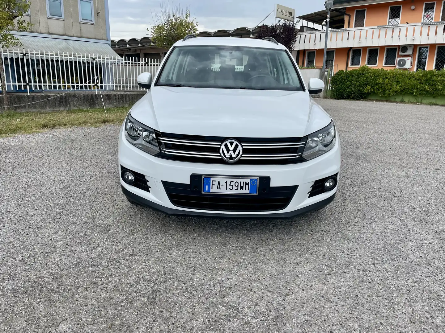 Volkswagen Tiguan 2.0 tdi bm Sport&Style 110cv EURO 6 - 2