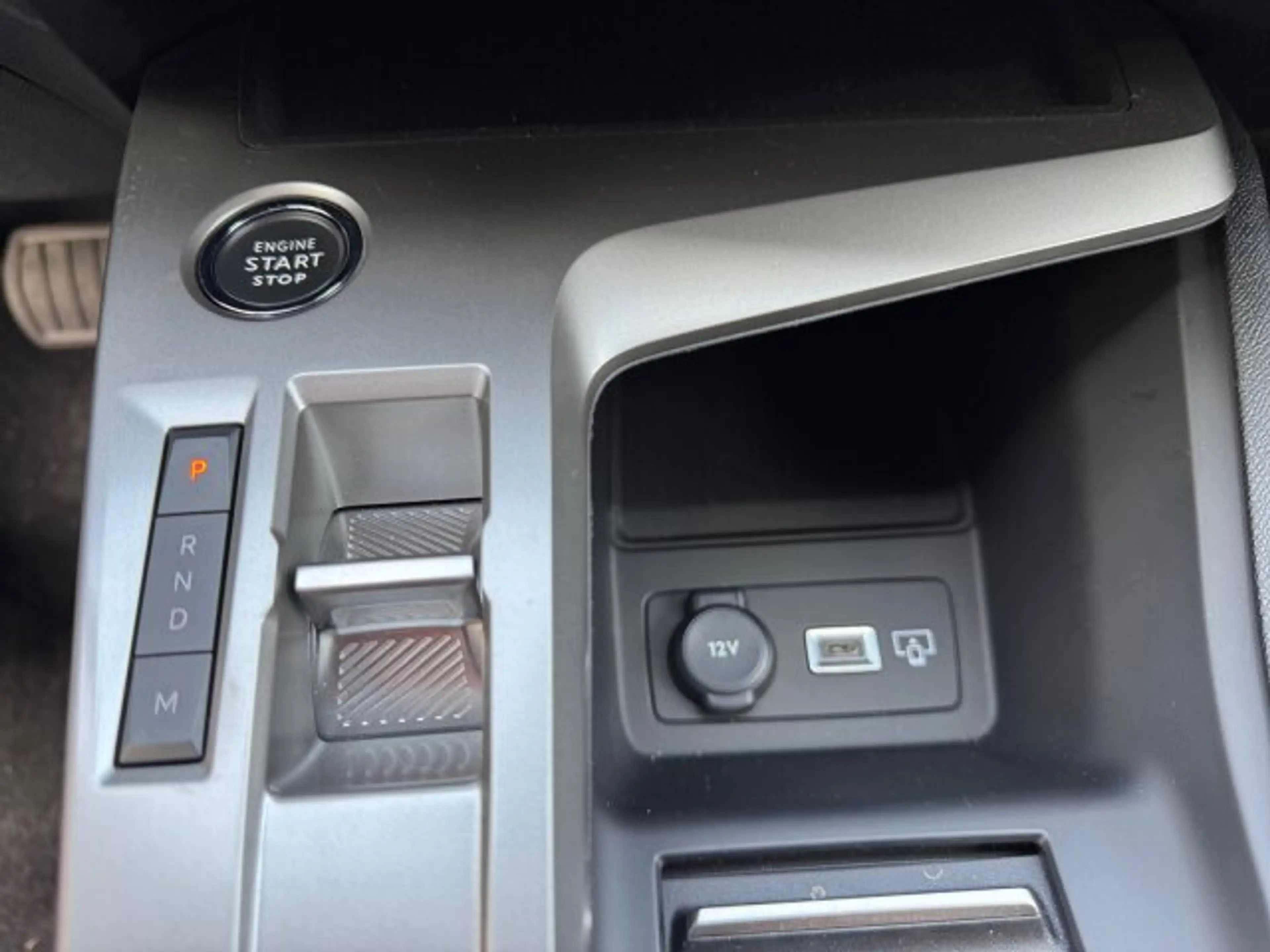 Peugeot 308 1.2 PureTech 130 SW Active +Navigationssystem+AHZV(SI 130) — photo 15