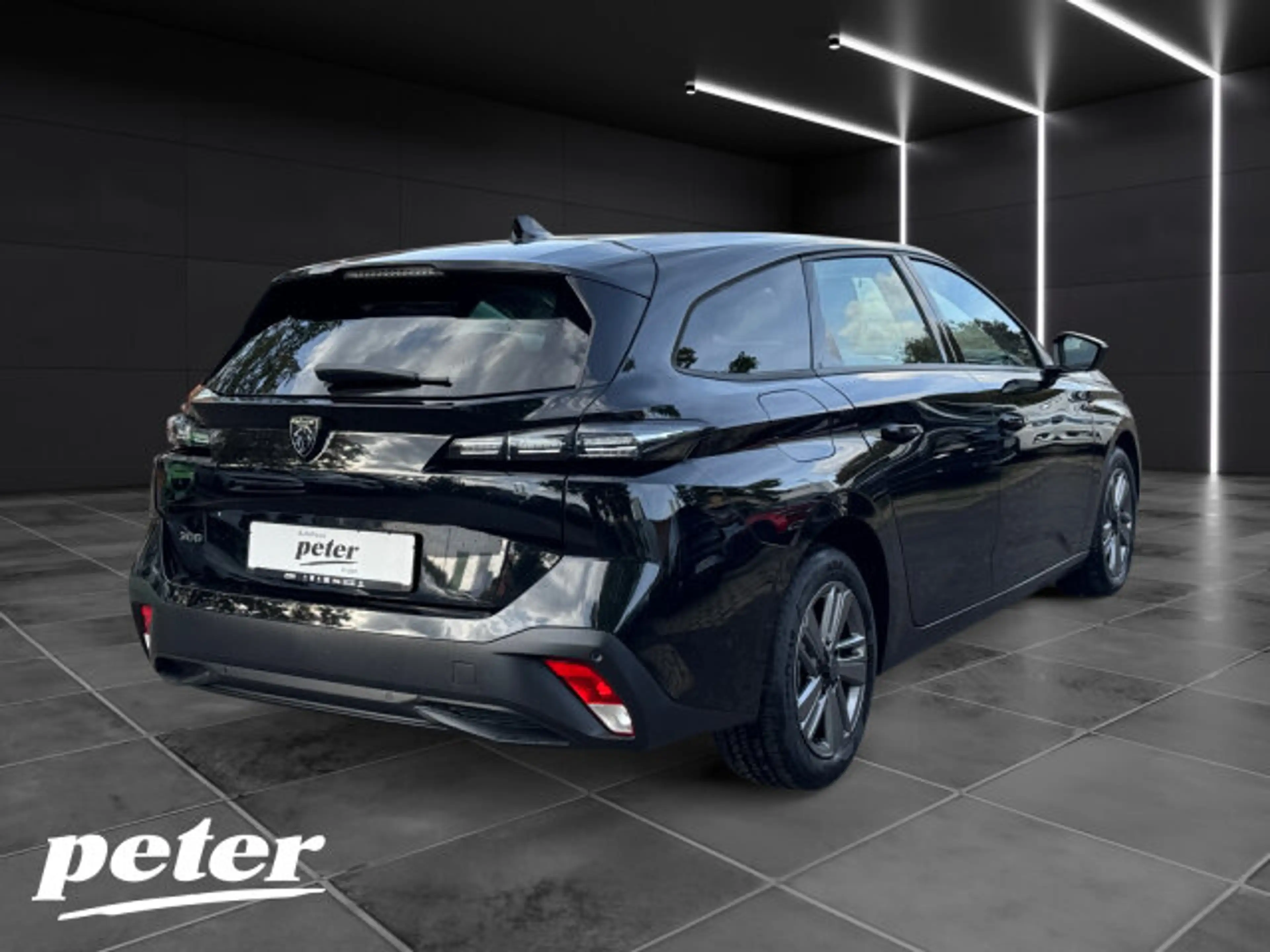 Peugeot 308 1.2 PureTech 130 SW Active +Navigationssystem+AHZV(SI 130) — photo 4