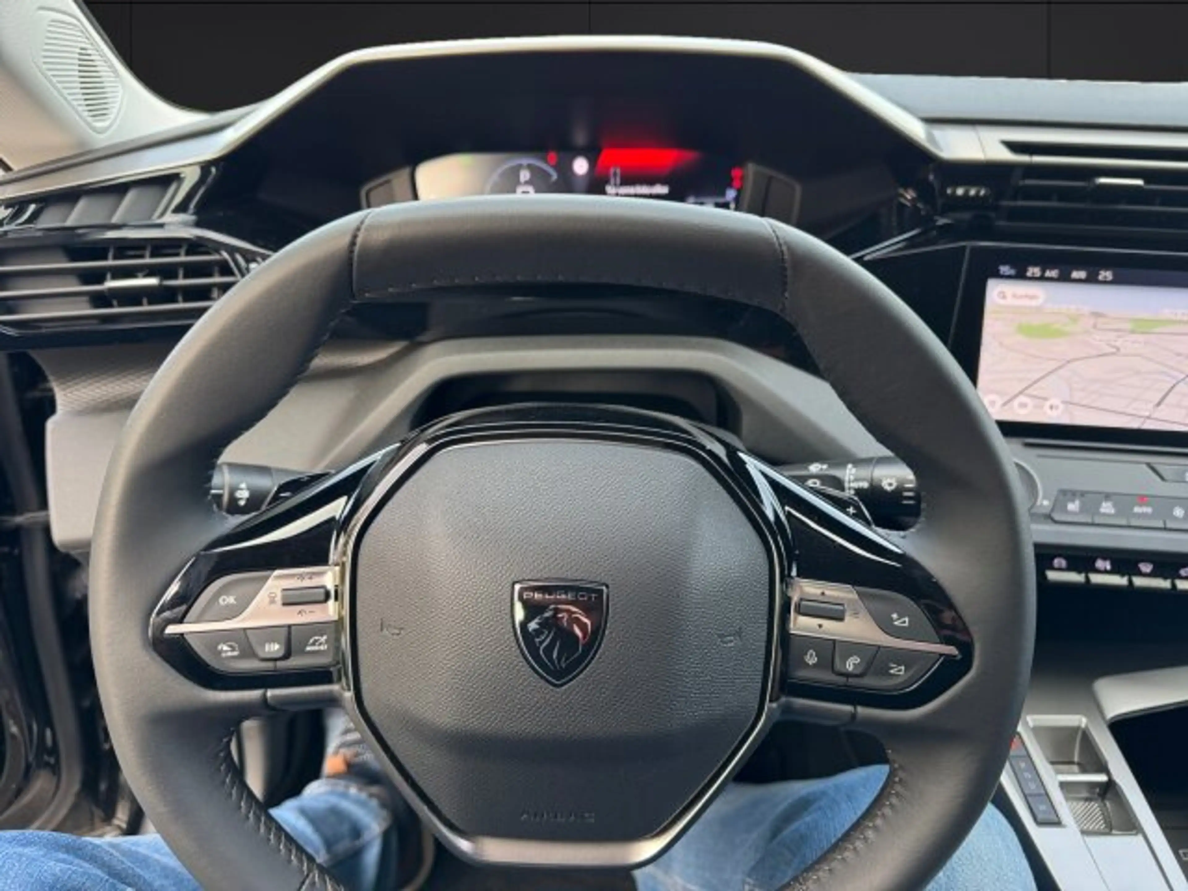 Peugeot 308 1.2 PureTech 130 SW Active +Navigationssystem+AHZV(SI 130) — photo 11