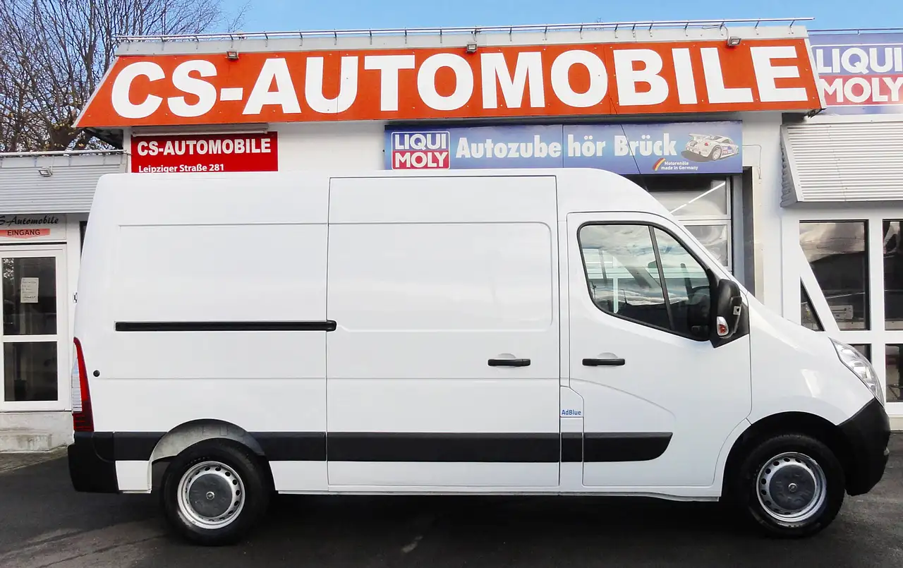 Opel Movano