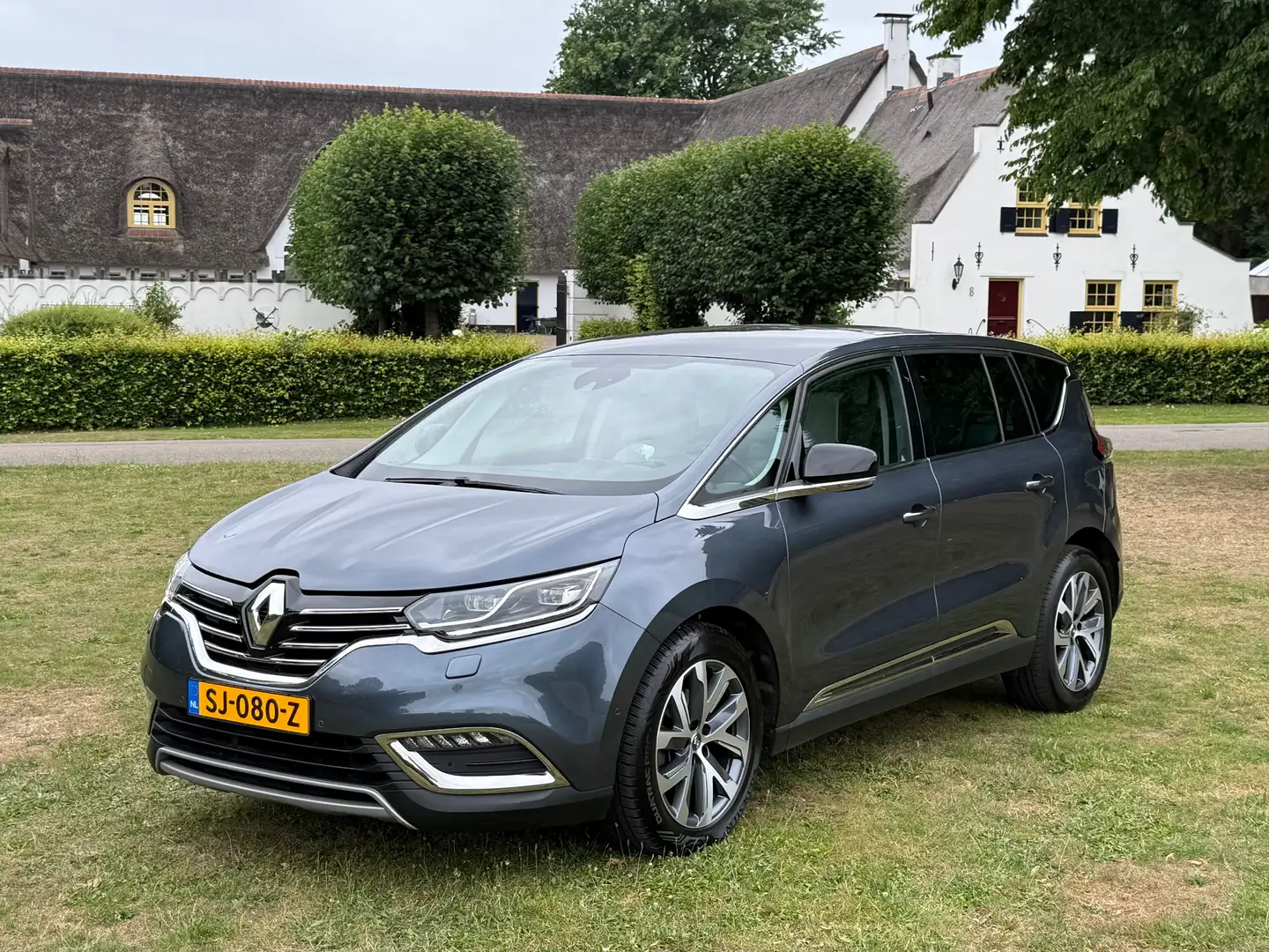 Renault Espace 1.8 TCe 225pk Executive 7 persoons Full-option Gris - 1
