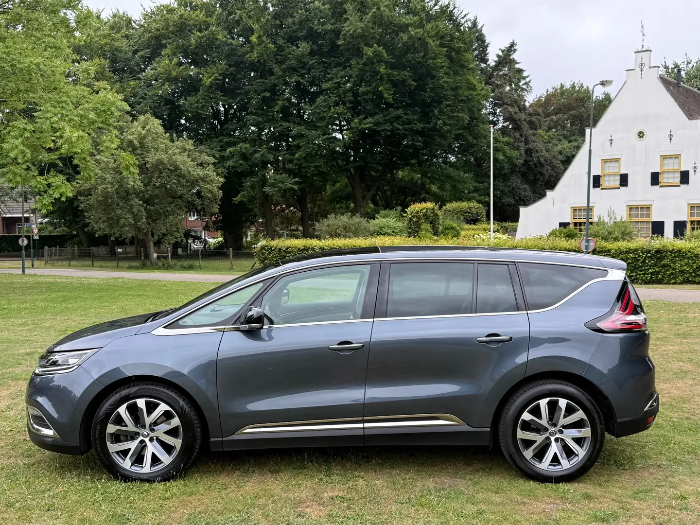 Renault Espace 1.8 TCe 225pk Executive 7 persoons Full-option Gris - 2