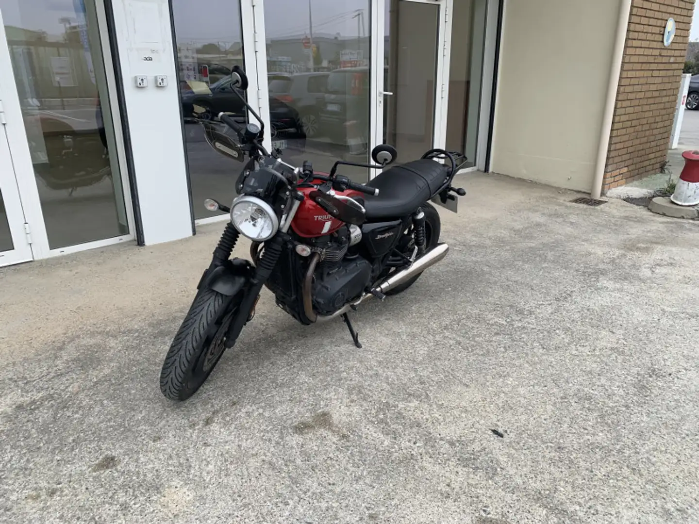 Triumph Street Twin STREET TWIN 900 ABS Rouge - 2