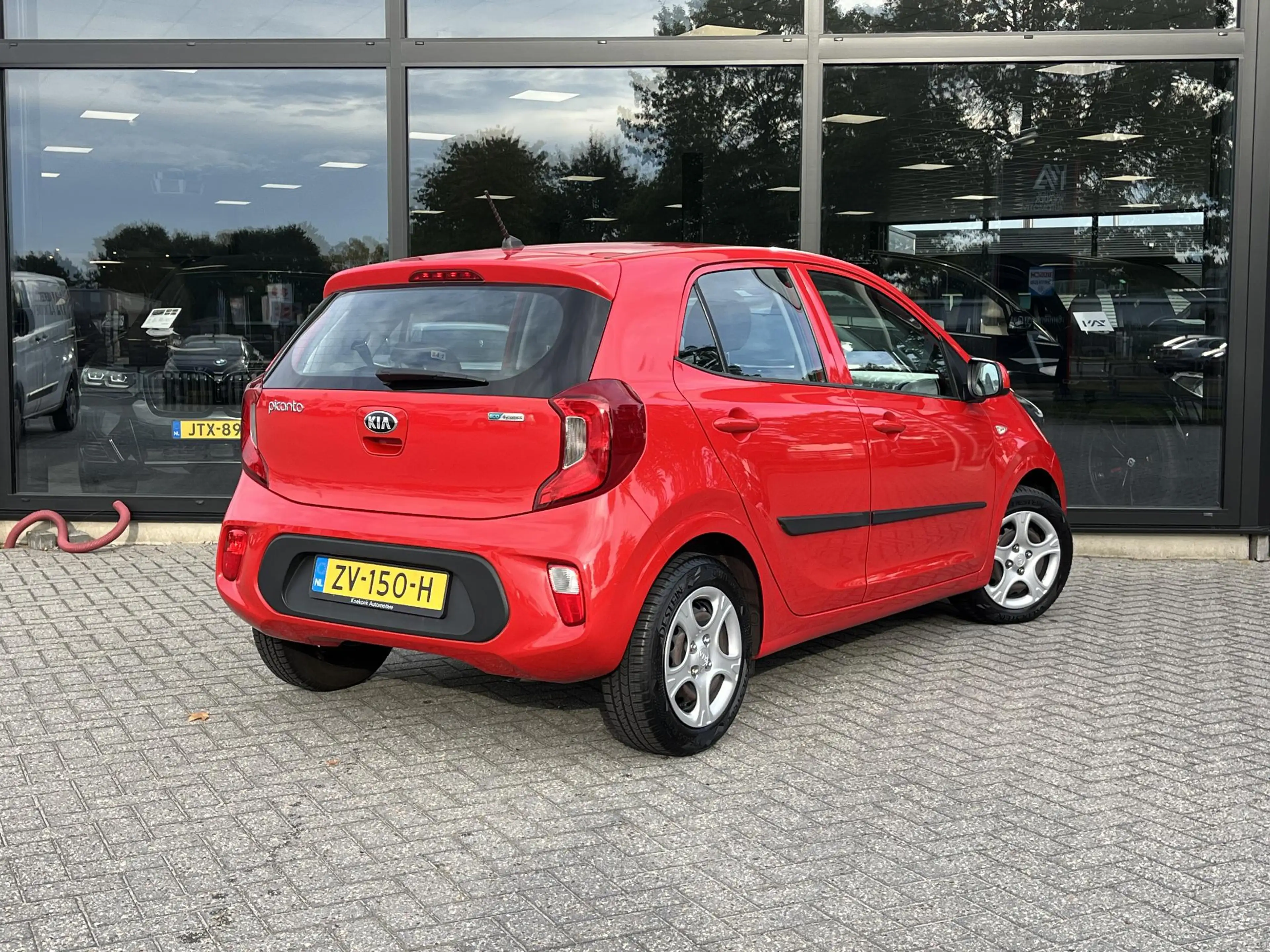 Kia Picanto 1.0 MPi ComfortPlusLine — photo 3