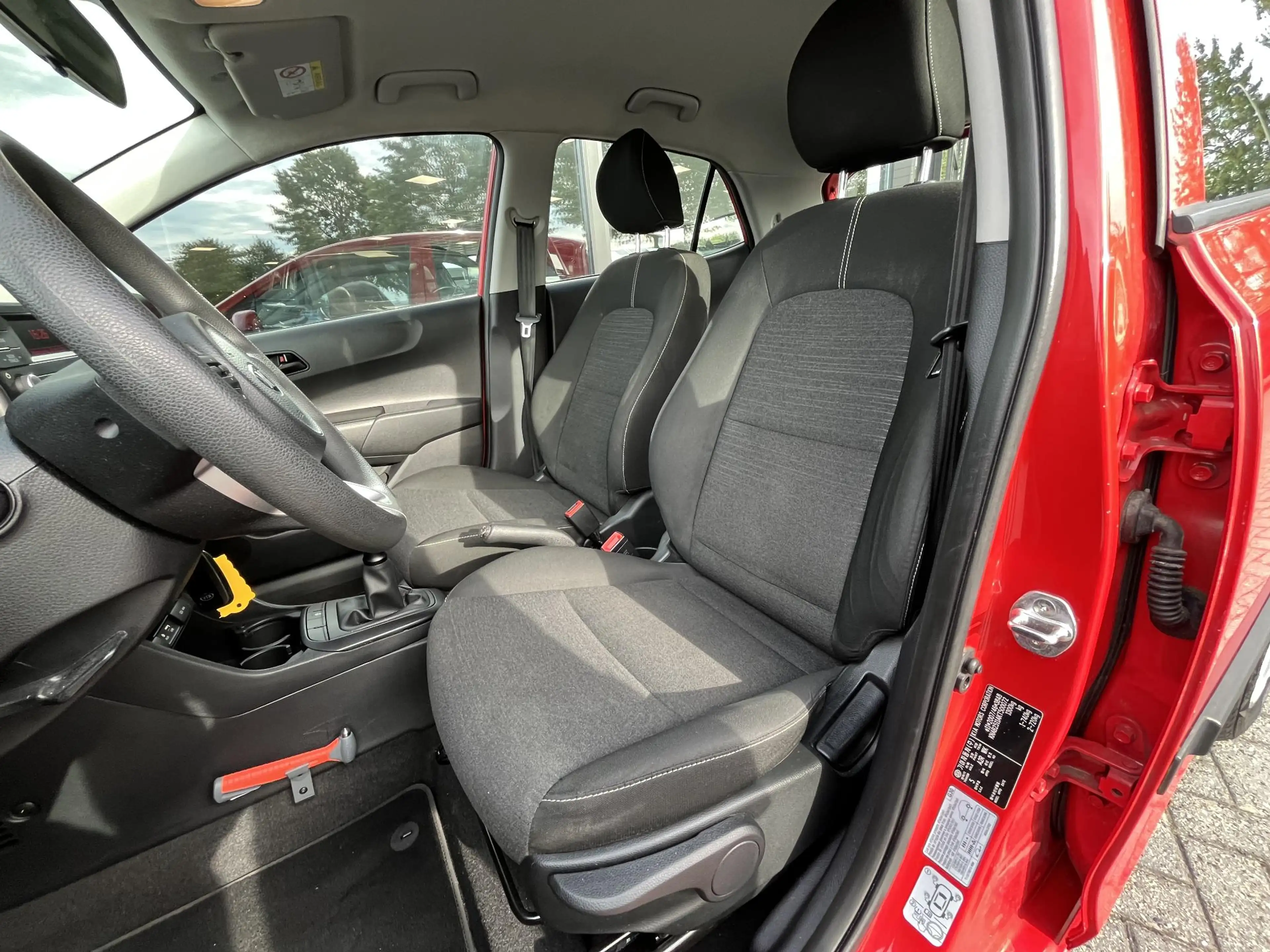 Kia Picanto 1.0 MPi ComfortPlusLine — photo 4