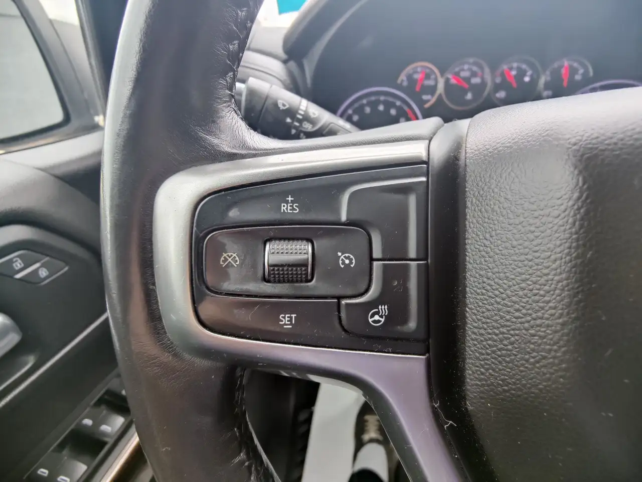 Chevrolet Silverado 1500 снимка Chevrolet Silverado 1500