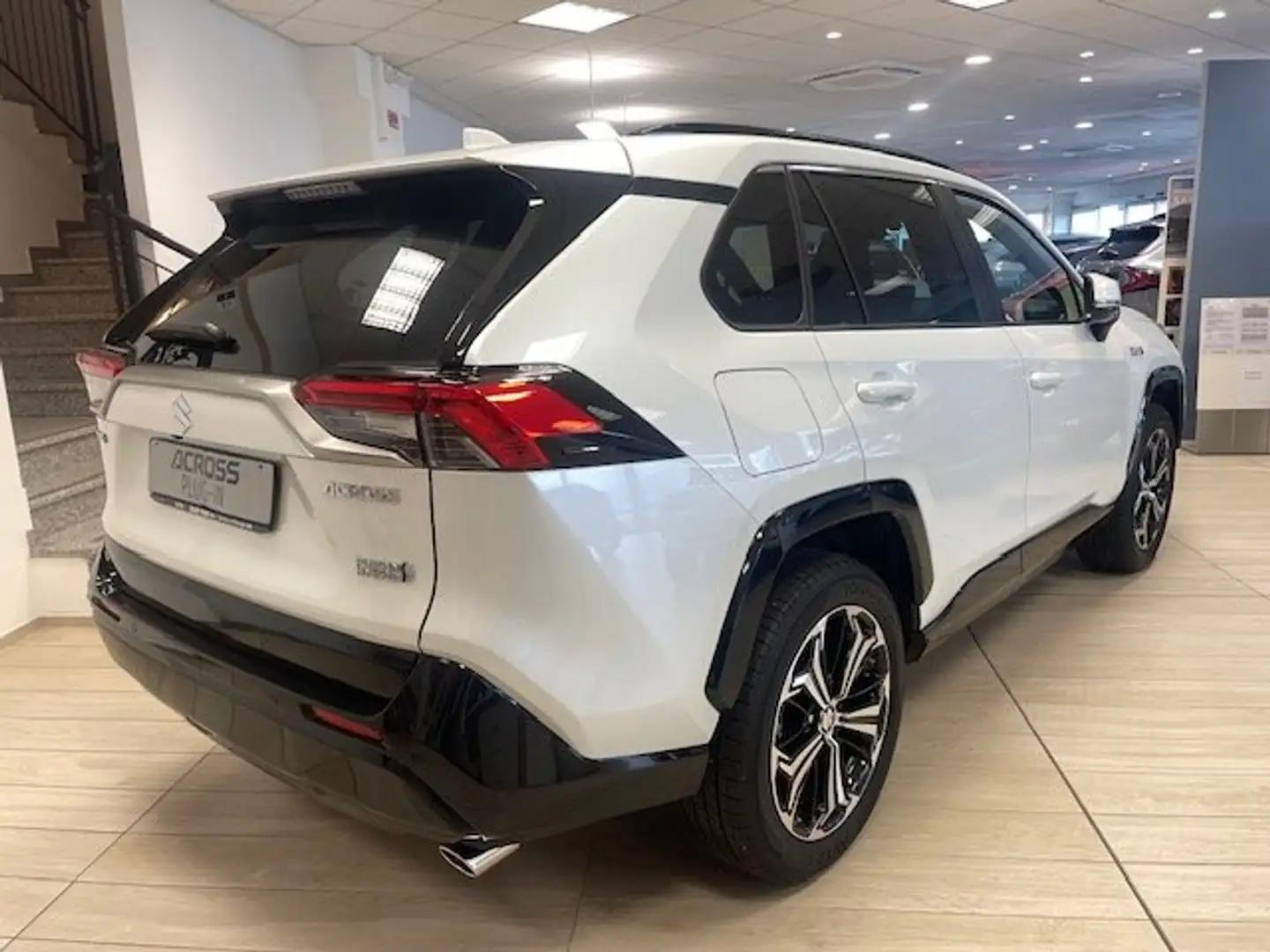 Suzuki Across 2.5 phev Top 4wd e-cvt Bianco - 2
